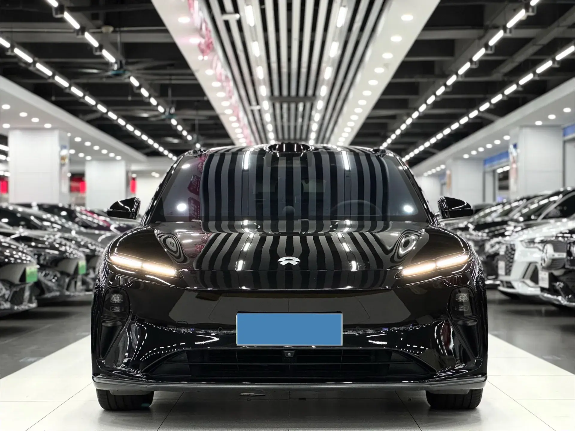 2022 NIO ET5 thumbnail 2