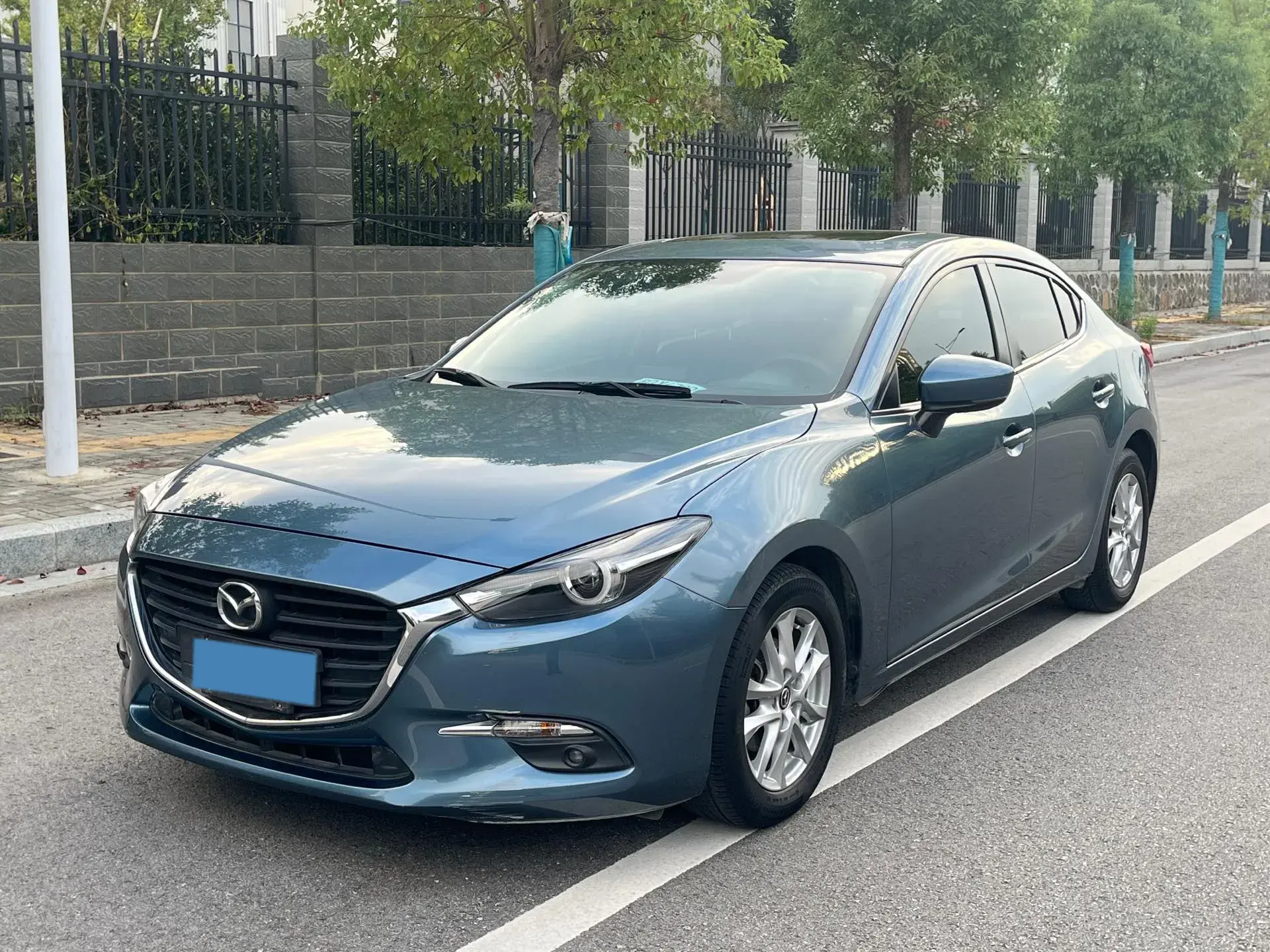 2017 MAZDA 3 view 1