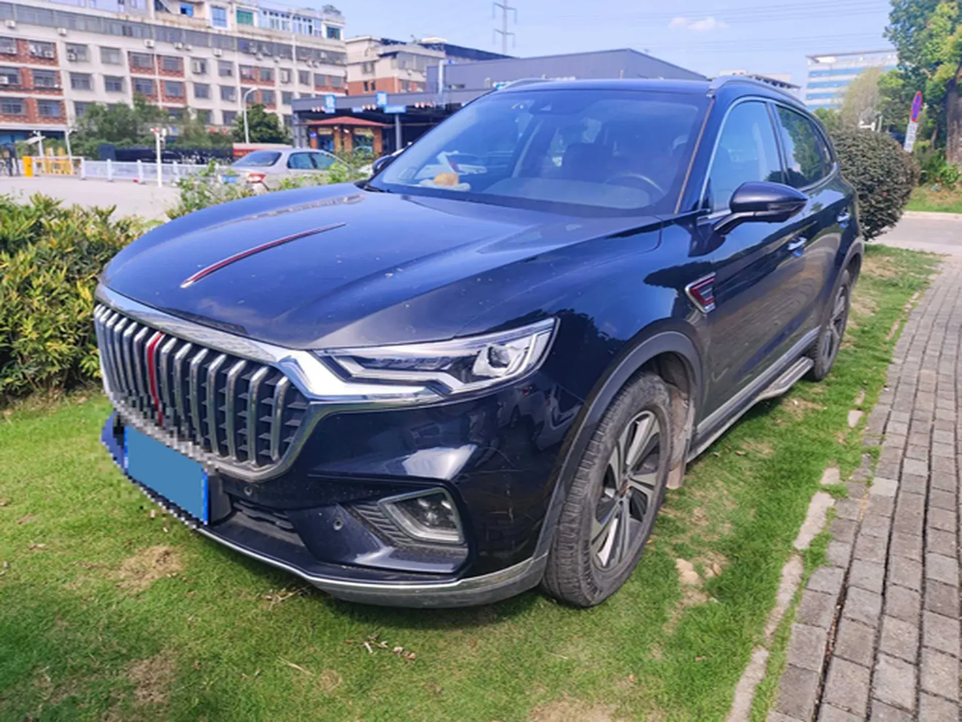 2019 HONGQI HS5 view 1