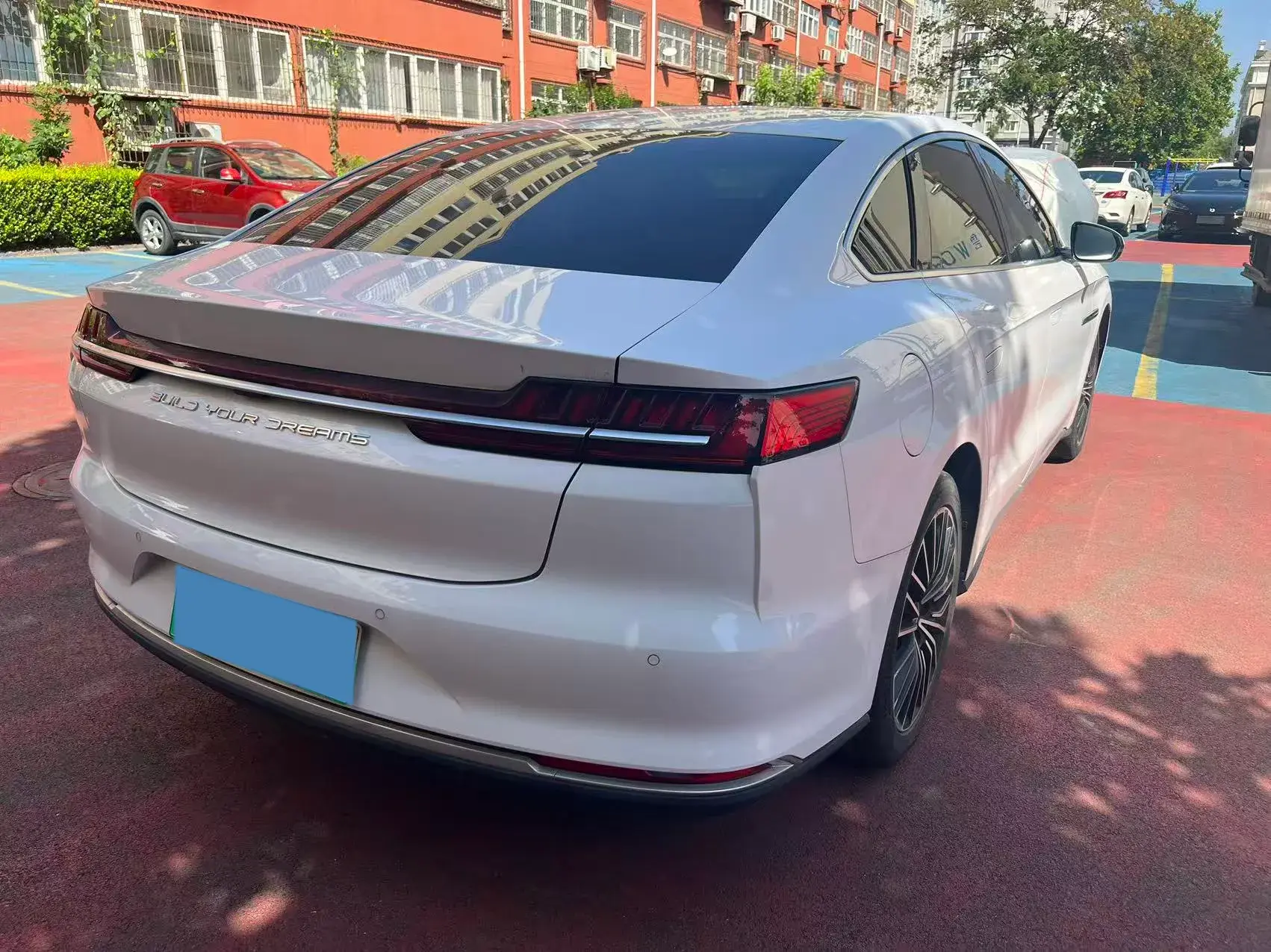 2020 BYD HAN thumbnail 3