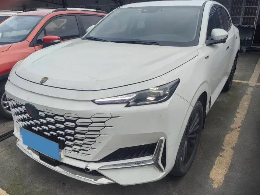 2021 ChangAn UNI-K 2.0T 233HP L4 8AT