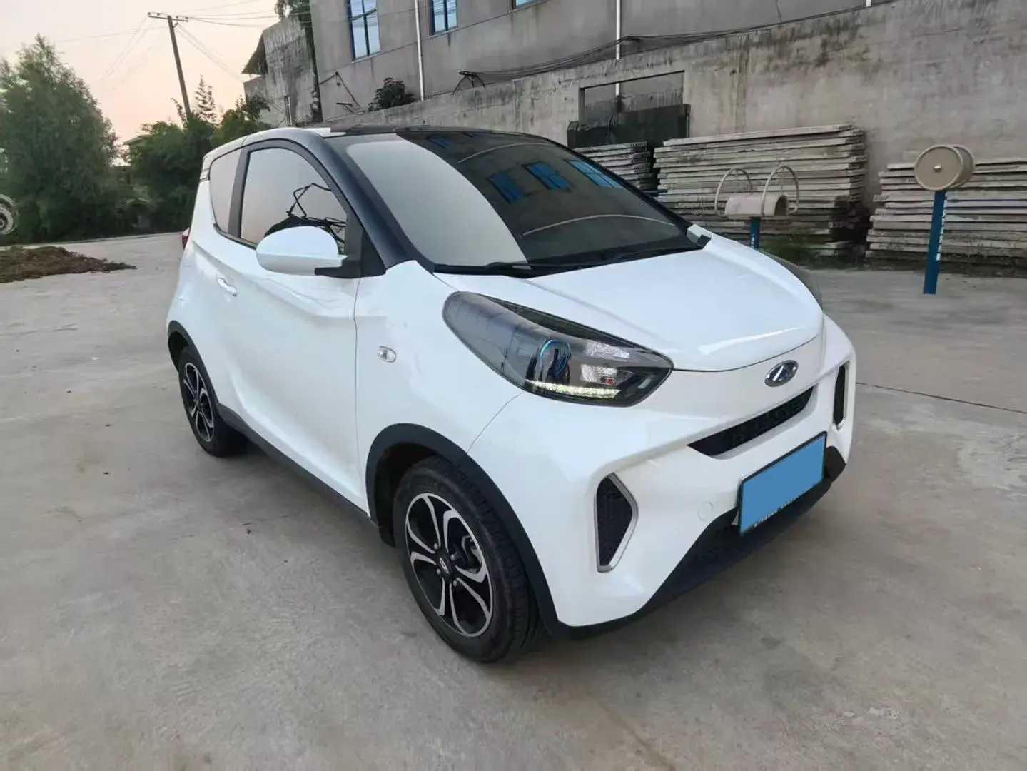 2019 CHERY LITTLE thumbnail 3