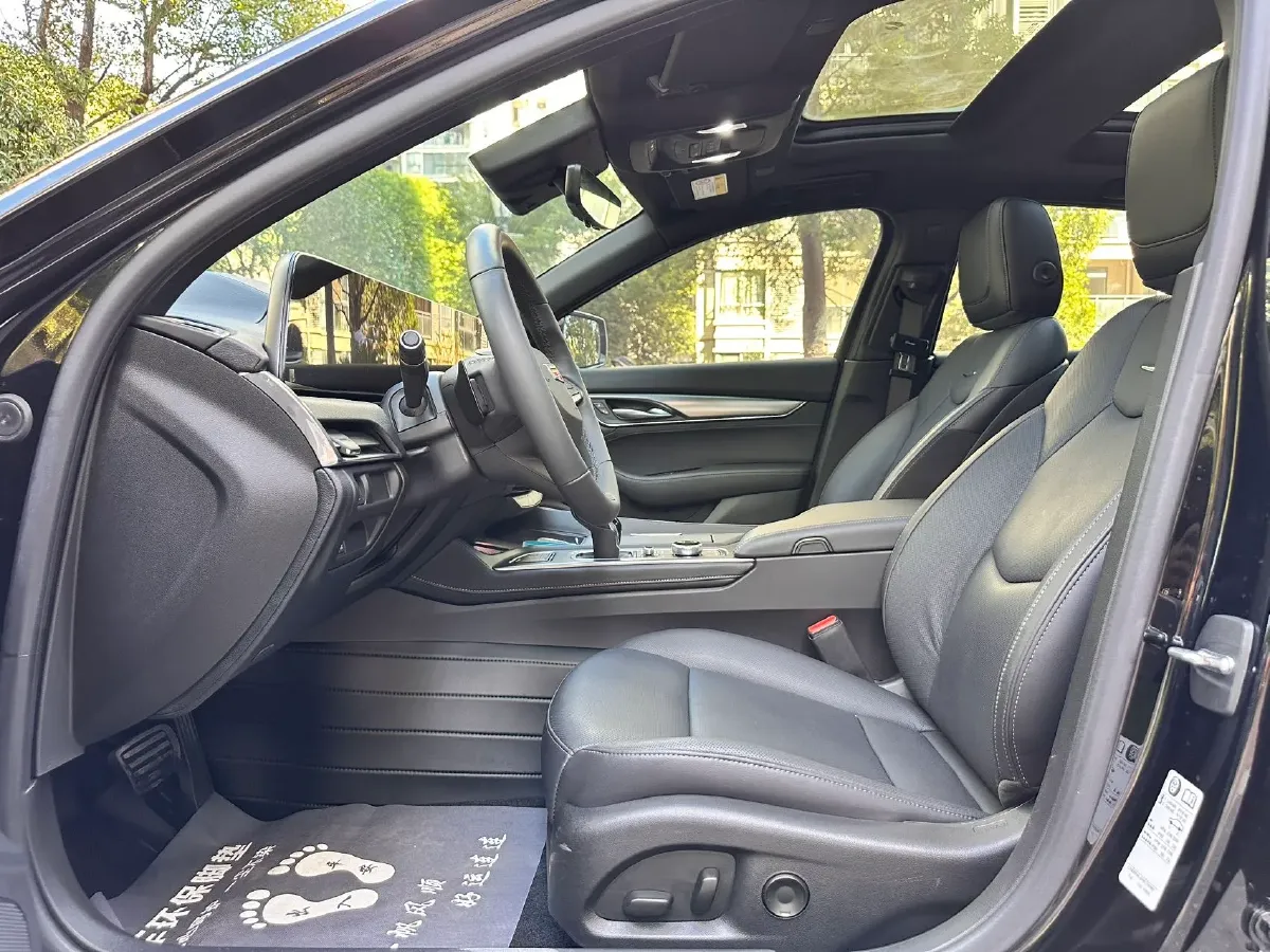 2024 Cadillac CT5 2.0T 237HP L4 10AT,autocango,china used car exporter,china ev exporter,chinese used car exporter,chinese used ev exporter