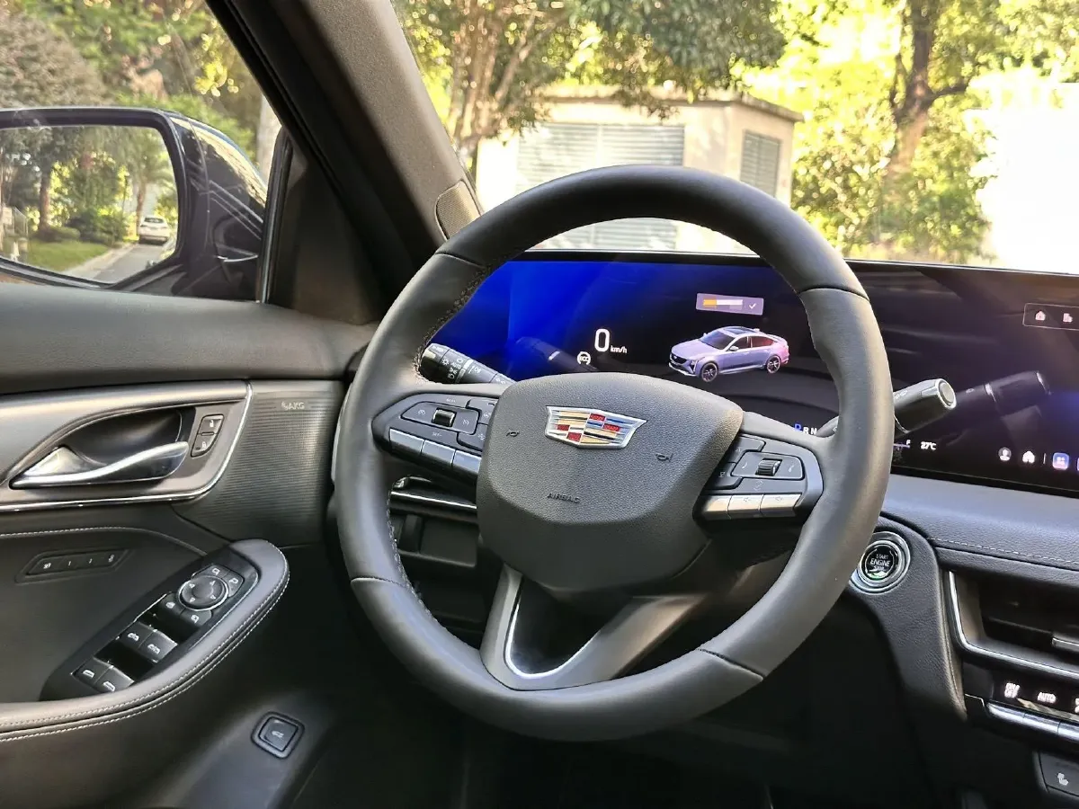 2024 Cadillac CT5 2.0T 237HP L4 10AT,autocango,china used car exporter,china ev exporter,chinese used car exporter,chinese used ev exporter