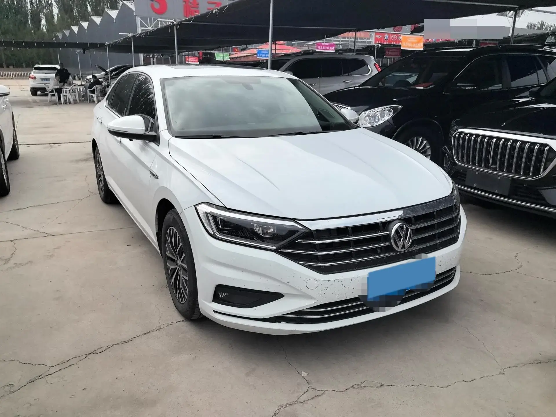 2019 VOLKSWAGEN SAGITAR thumbnail 3