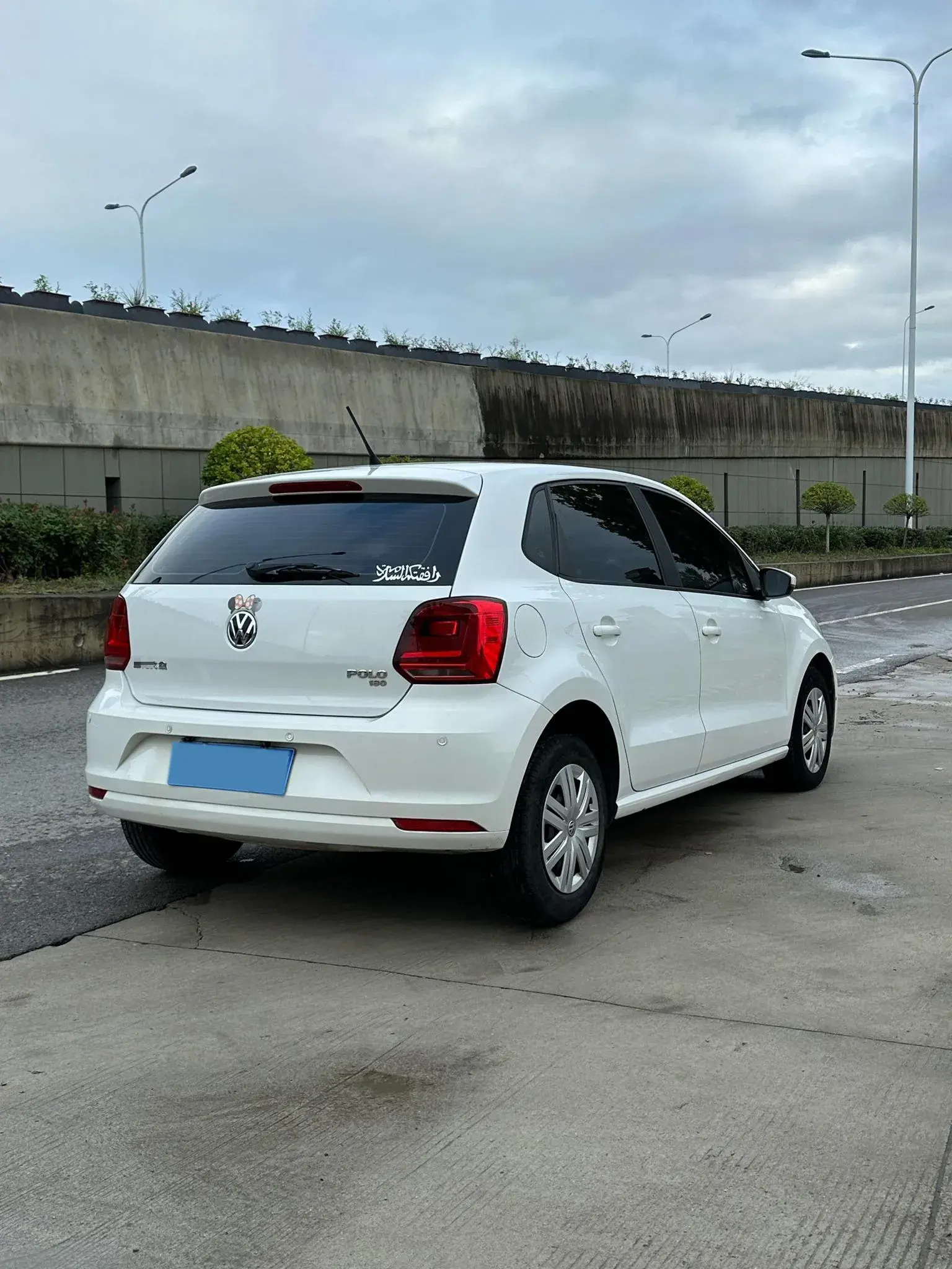 2018 VOLKSWAGEN POLO thumbnail 3