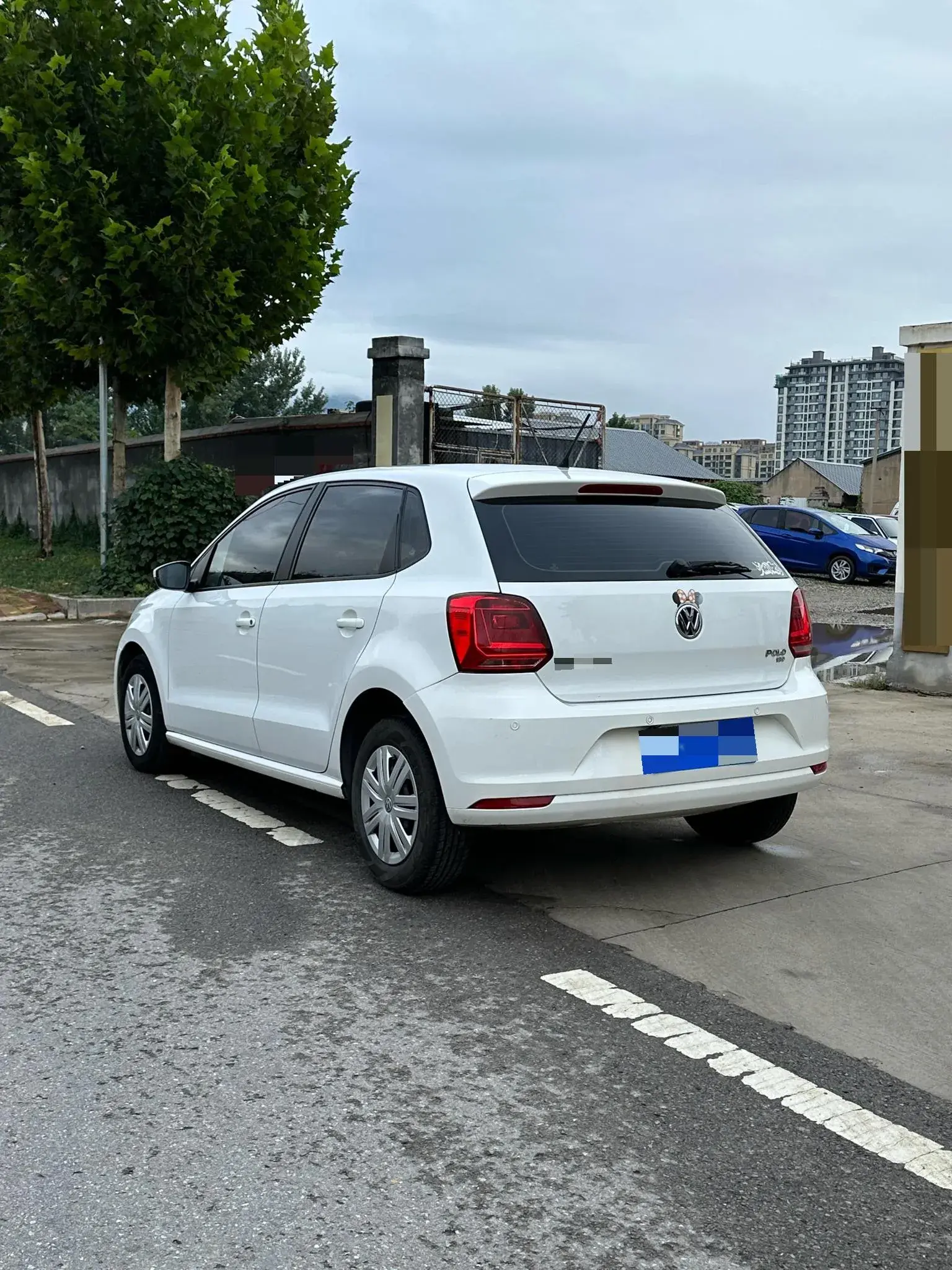 2018 VOLKSWAGEN POLO thumbnail 4