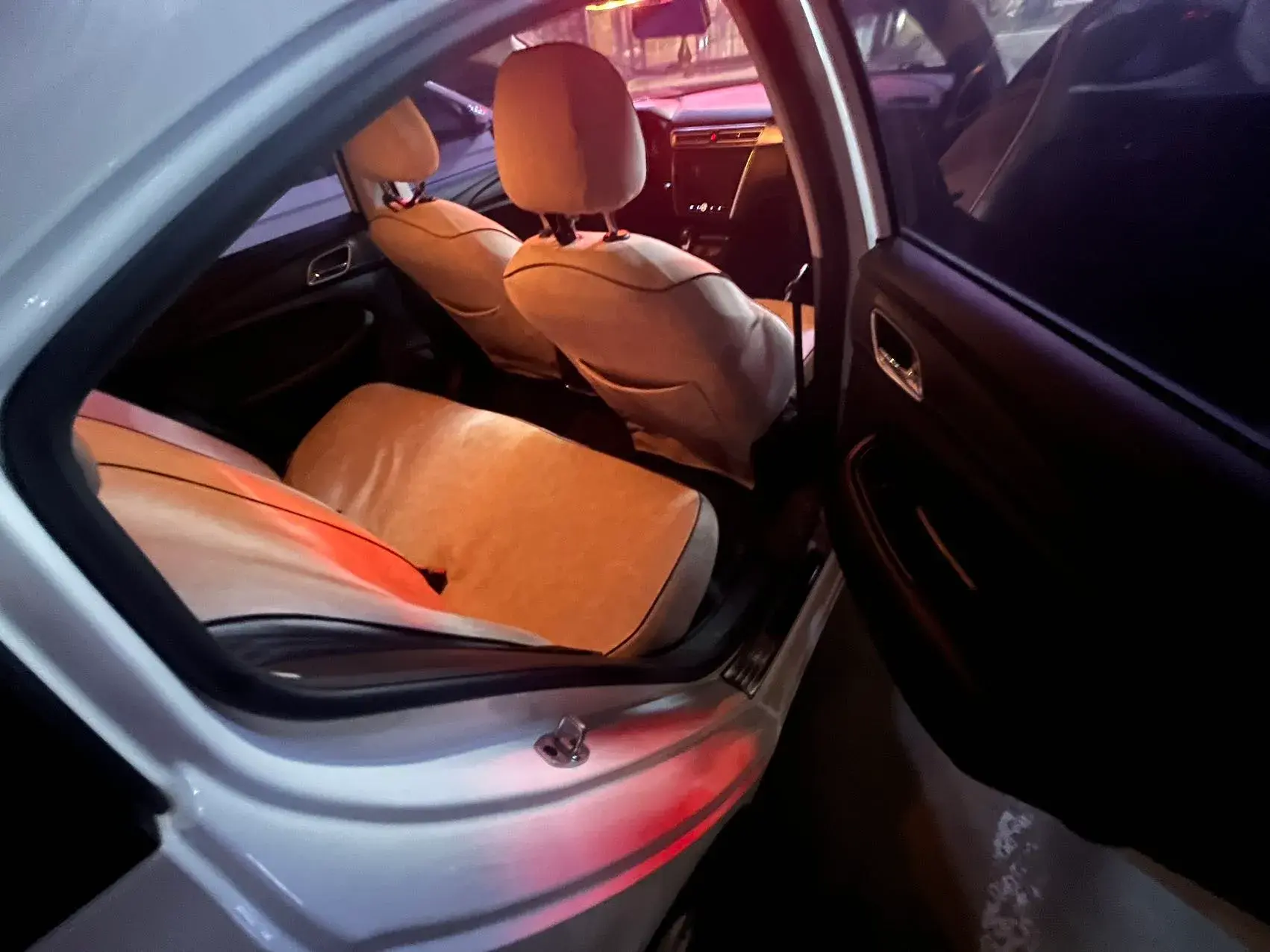 2019 ROEWE I5 thumbnail 4