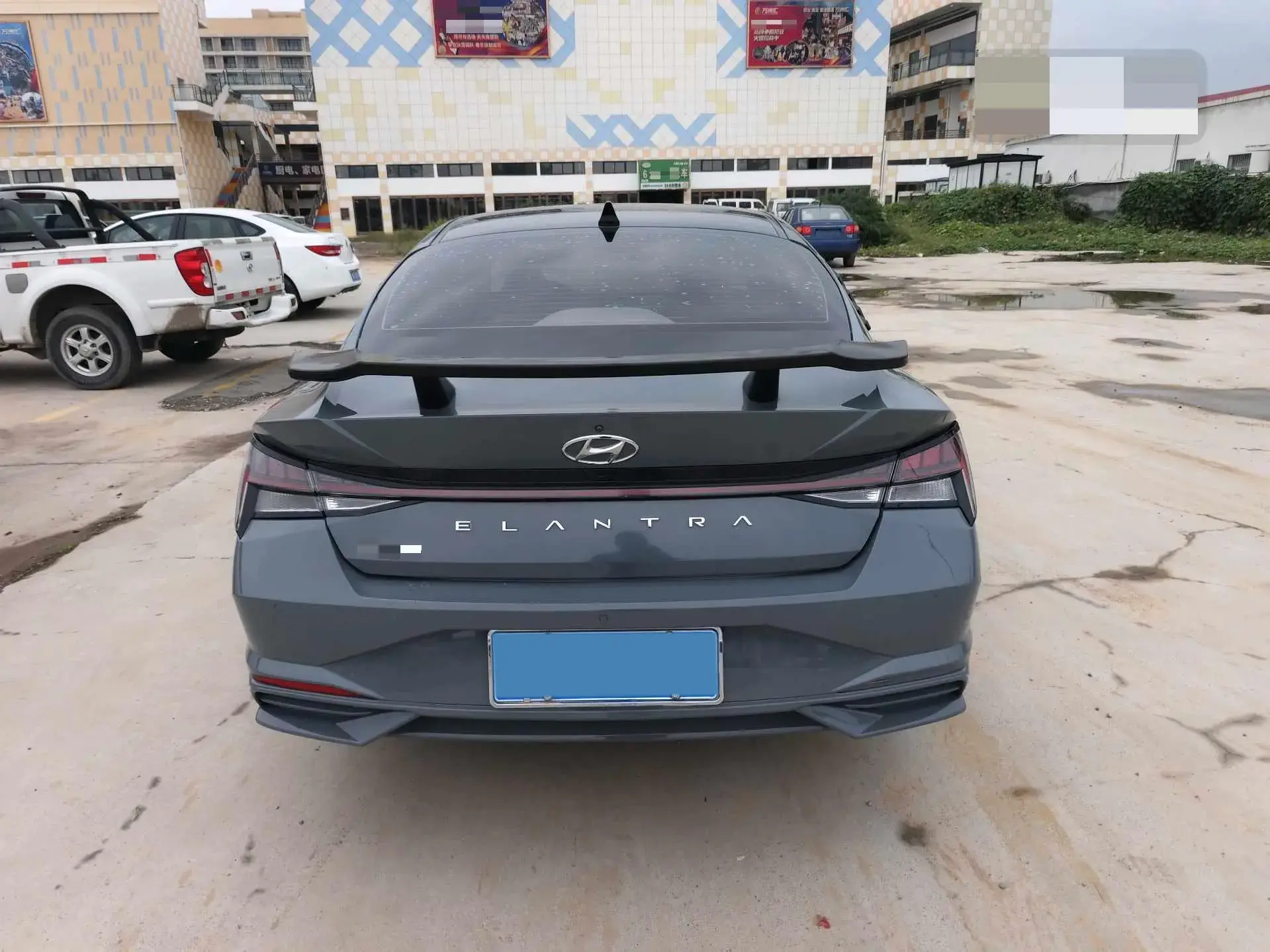 2021 HYUNDAI ELANTRA thumbnail 4