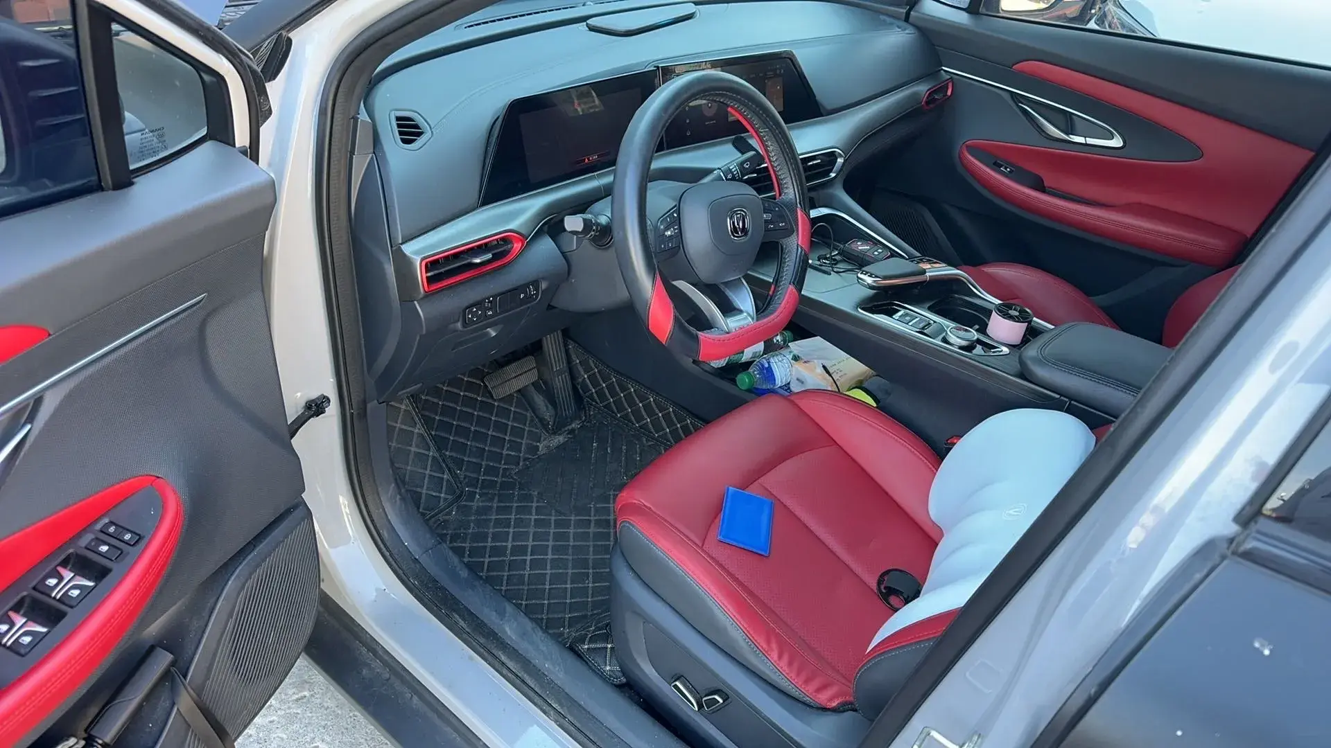 2020 CHANGAN UNI-T thumbnail 3