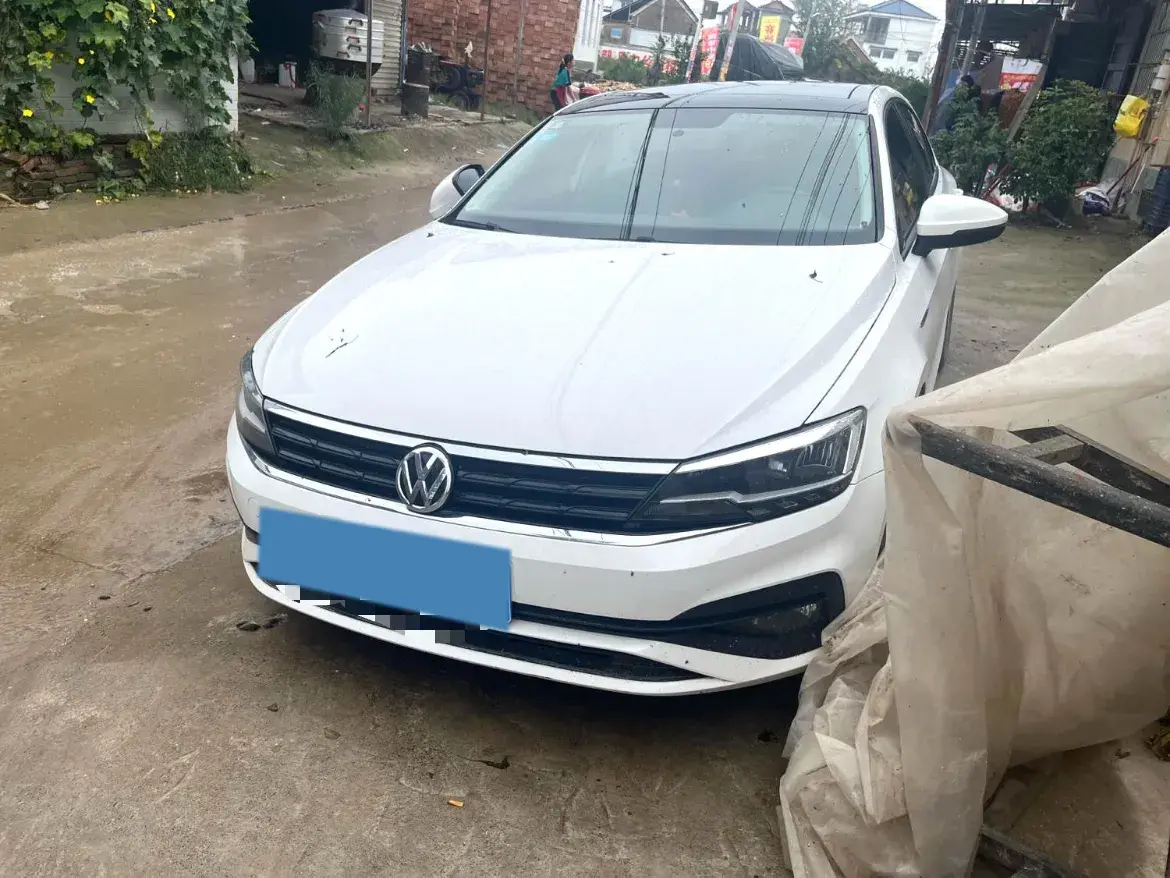 2019 VOLKSWAGEN LAMANDO view 1