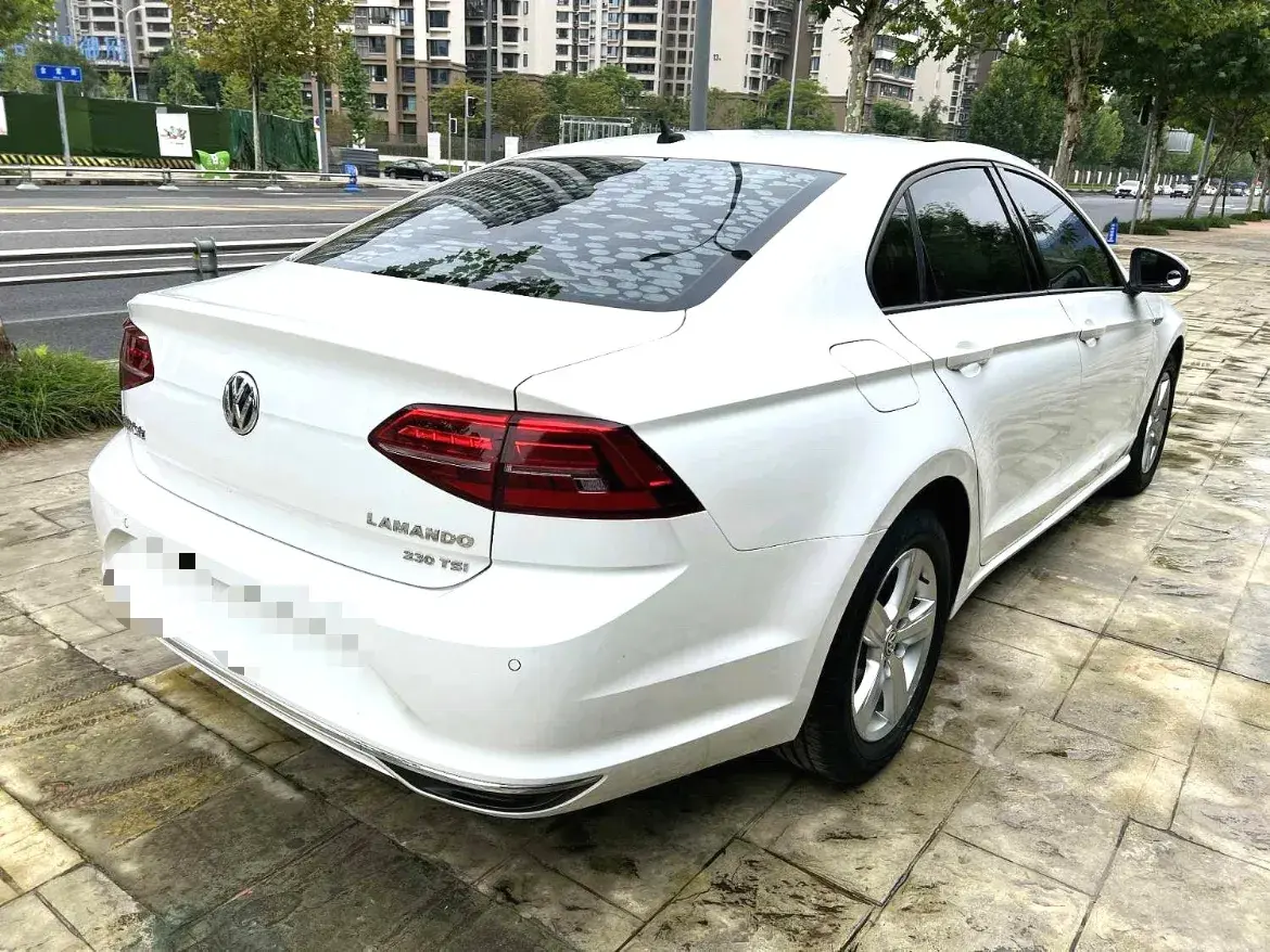 2019 VOLKSWAGEN LAMANDO thumbnail 4