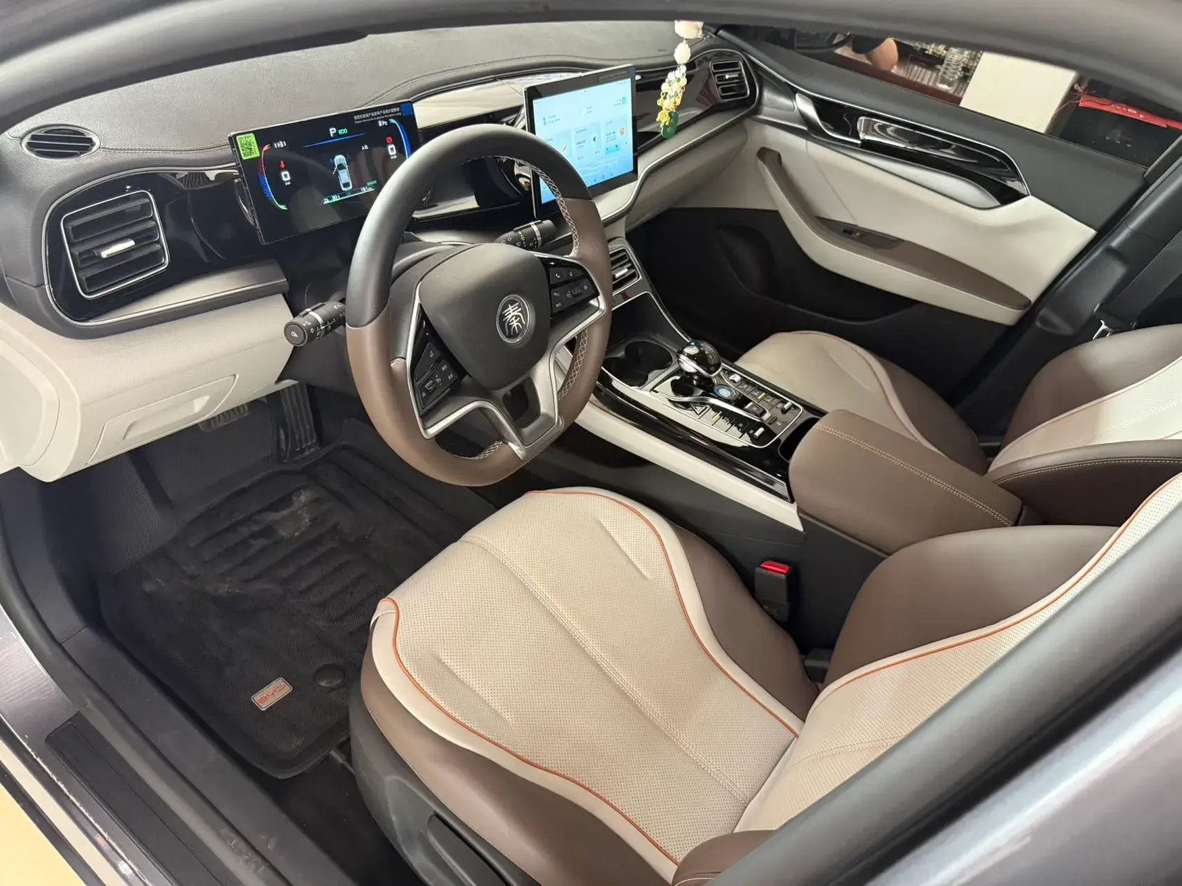 2023 BYD QIN thumbnail 4