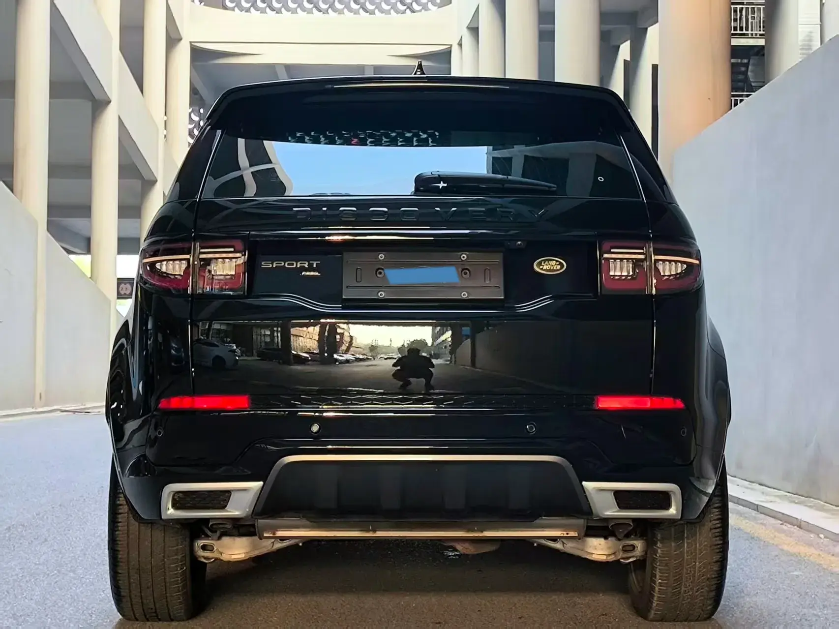 2022 LAND ROVER thumbnail 4