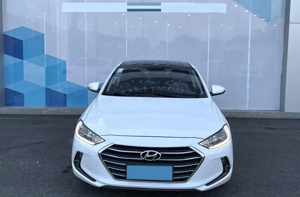 2016 HYUNDAI ELANTRA thumbnail 2