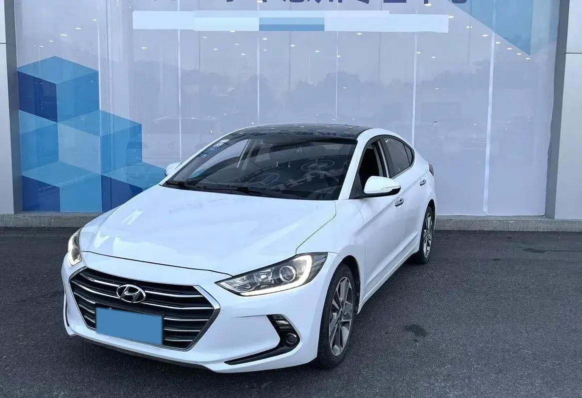 2016 HYUNDAI ELANTRA view 1