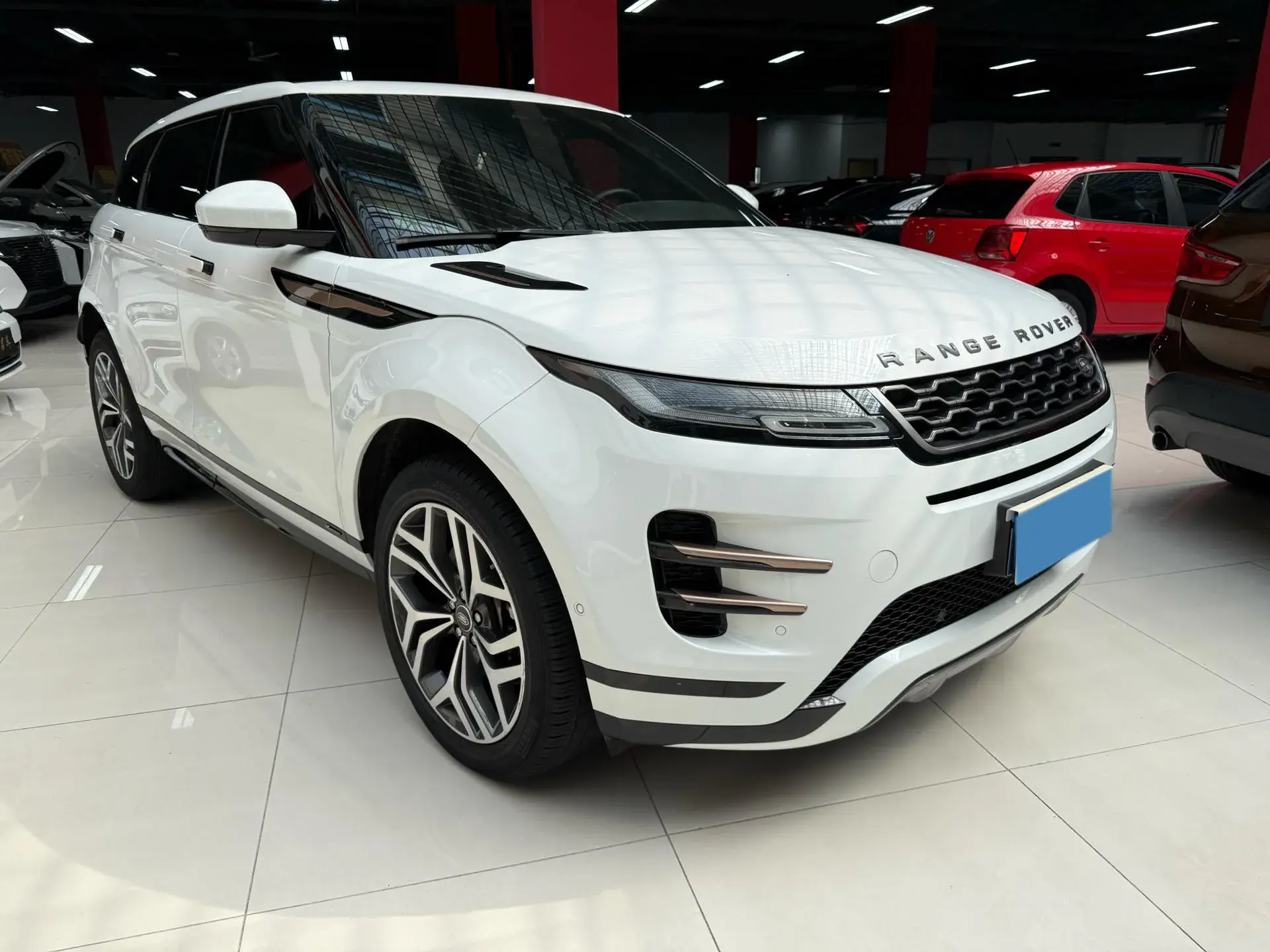 2020 LAND ROVER thumbnail 3