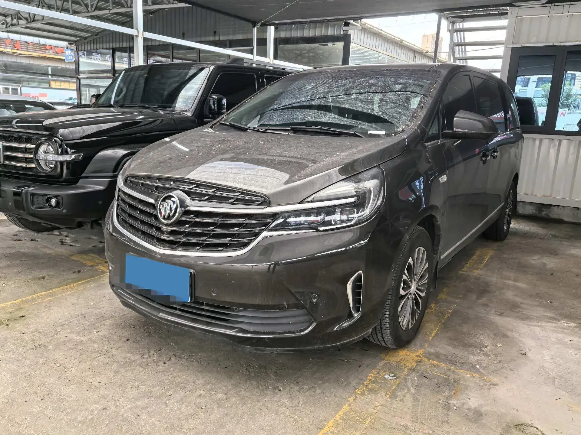 2021 BUICK GL8 view 1