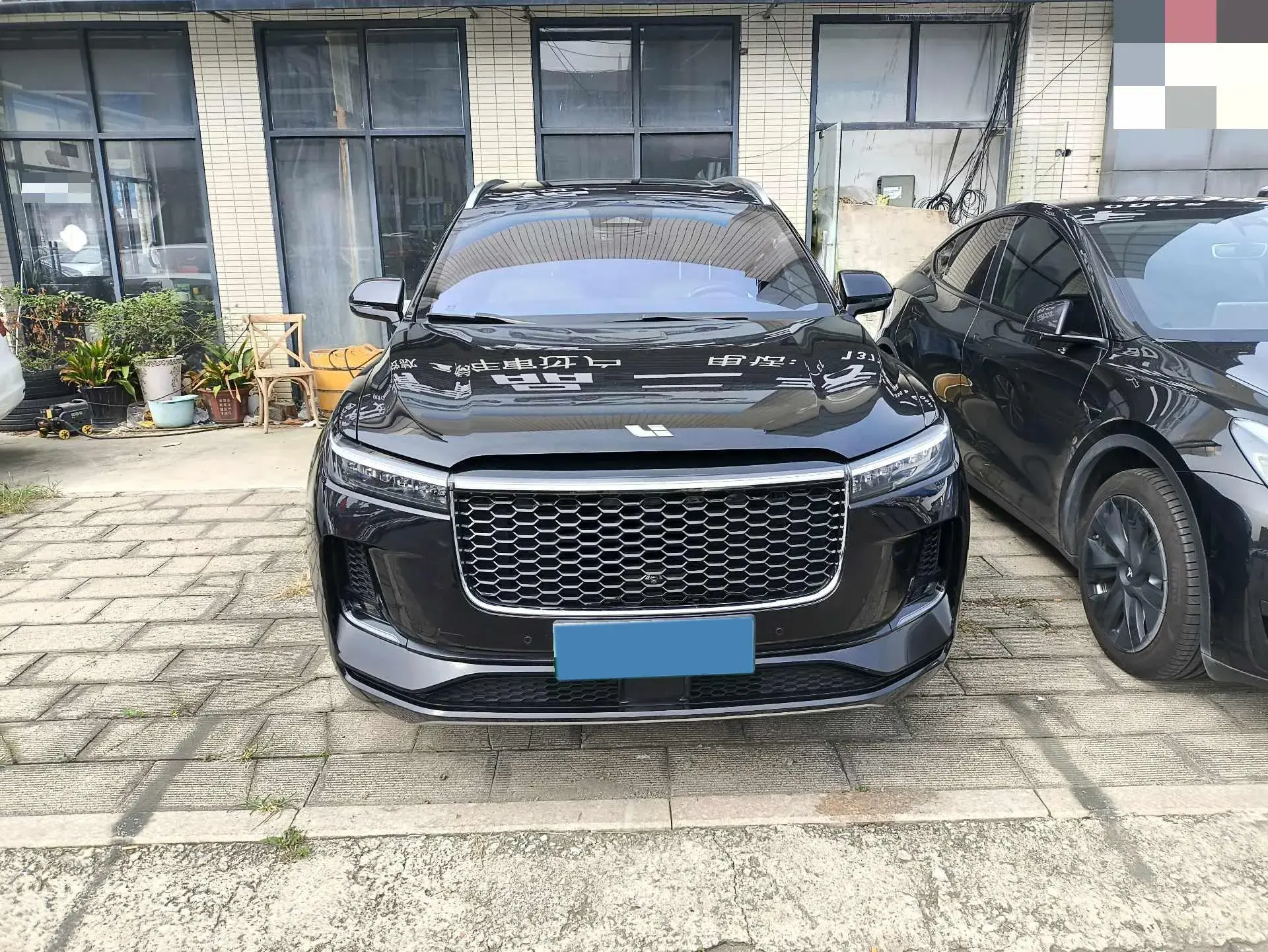 2021 LI ONE thumbnail 2