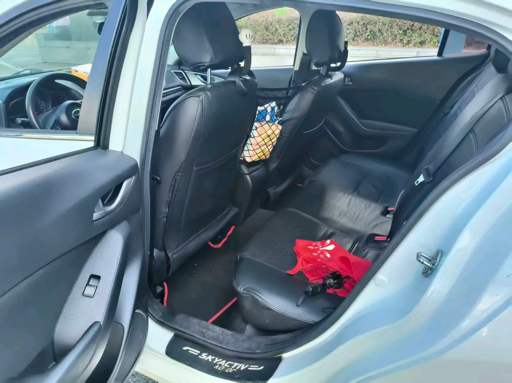 2017 MAZDA 3 thumbnail 2