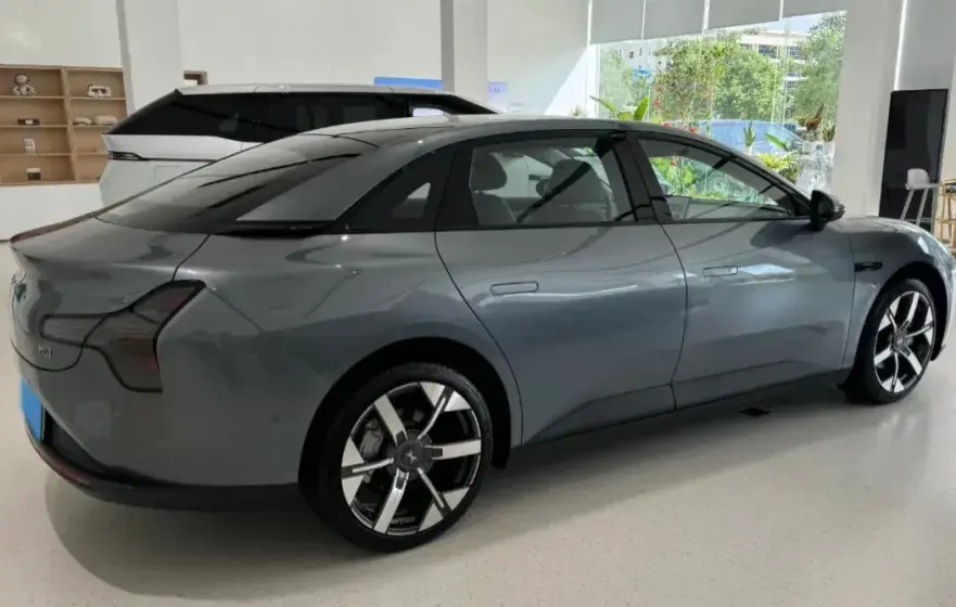 2024 XPENG MONA thumbnail 2