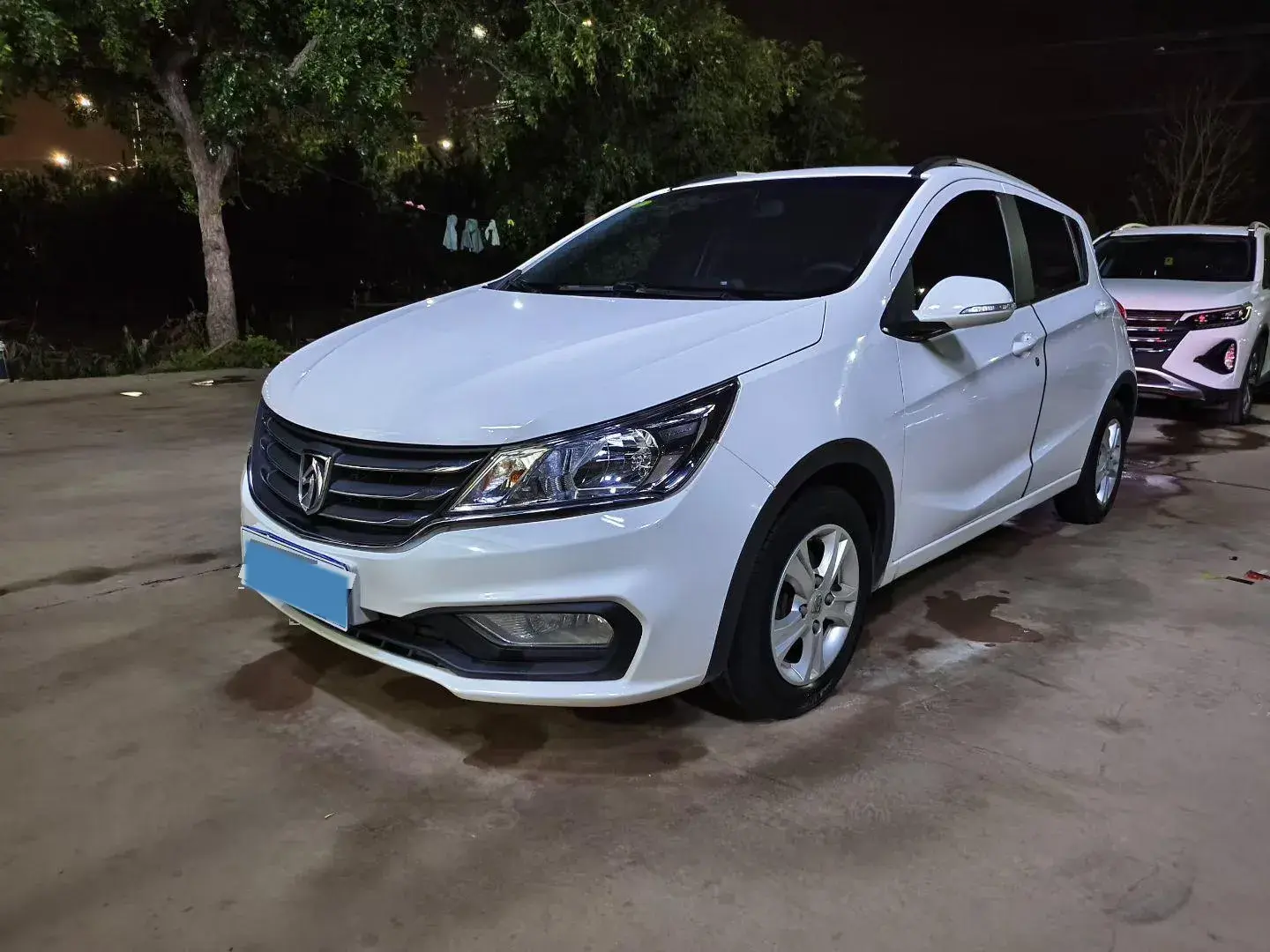 2016 BAOJUN 310 view 1