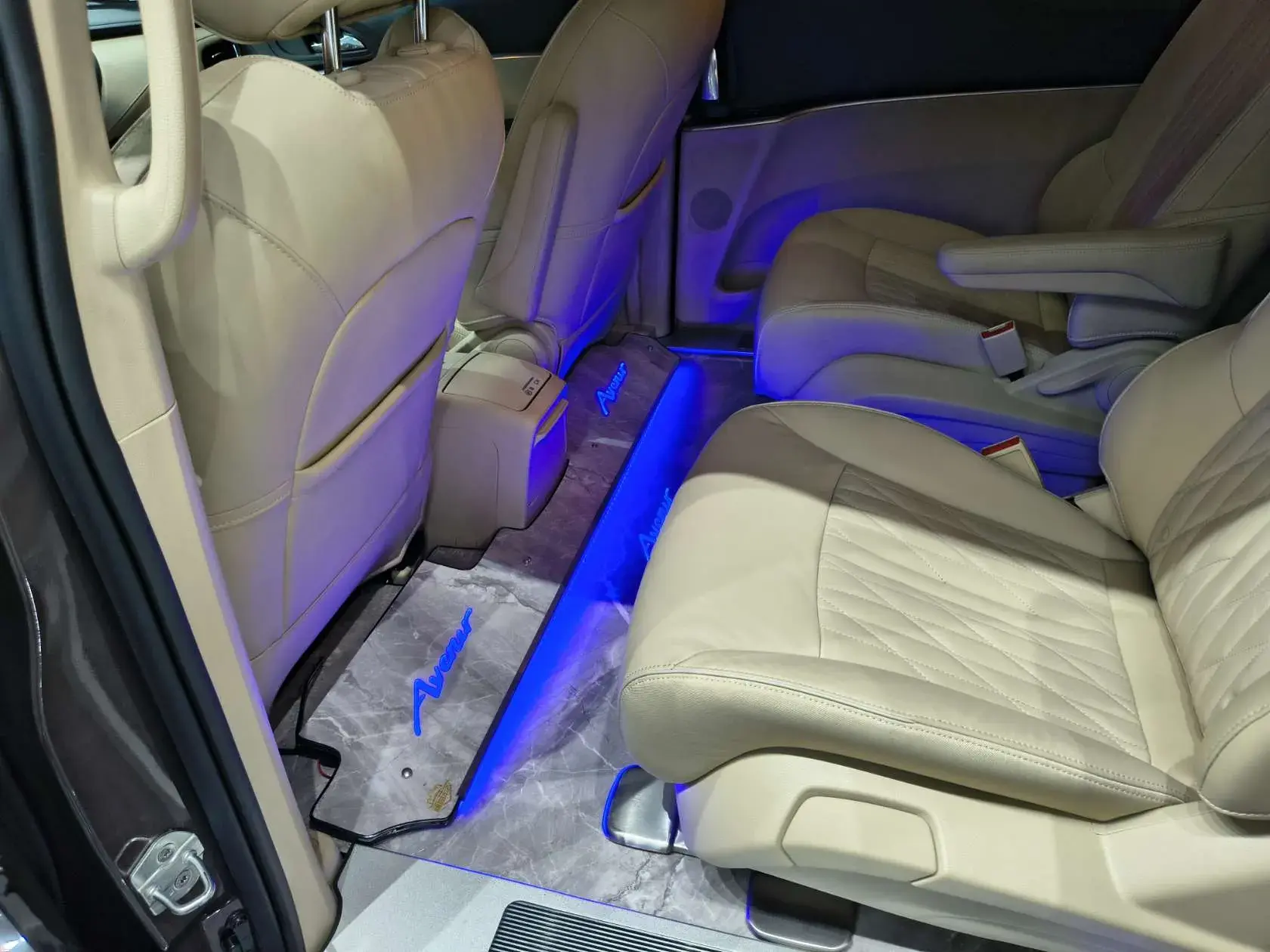 2023 BUICK GL8 thumbnail 4