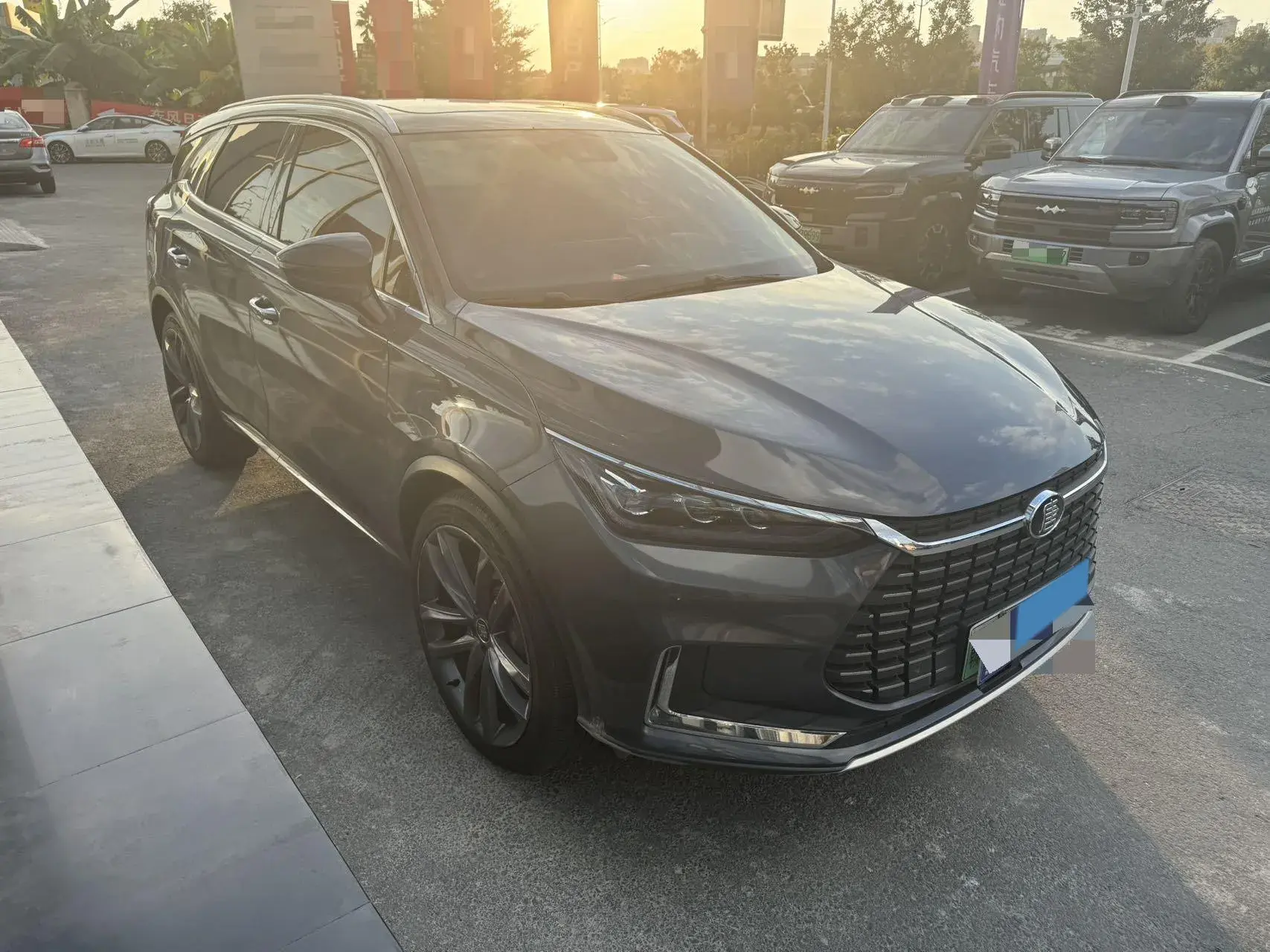2019 BYD TANG thumbnail 3