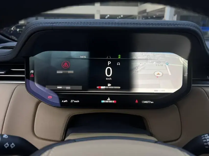 2025 LAND ROVER thumbnail 4