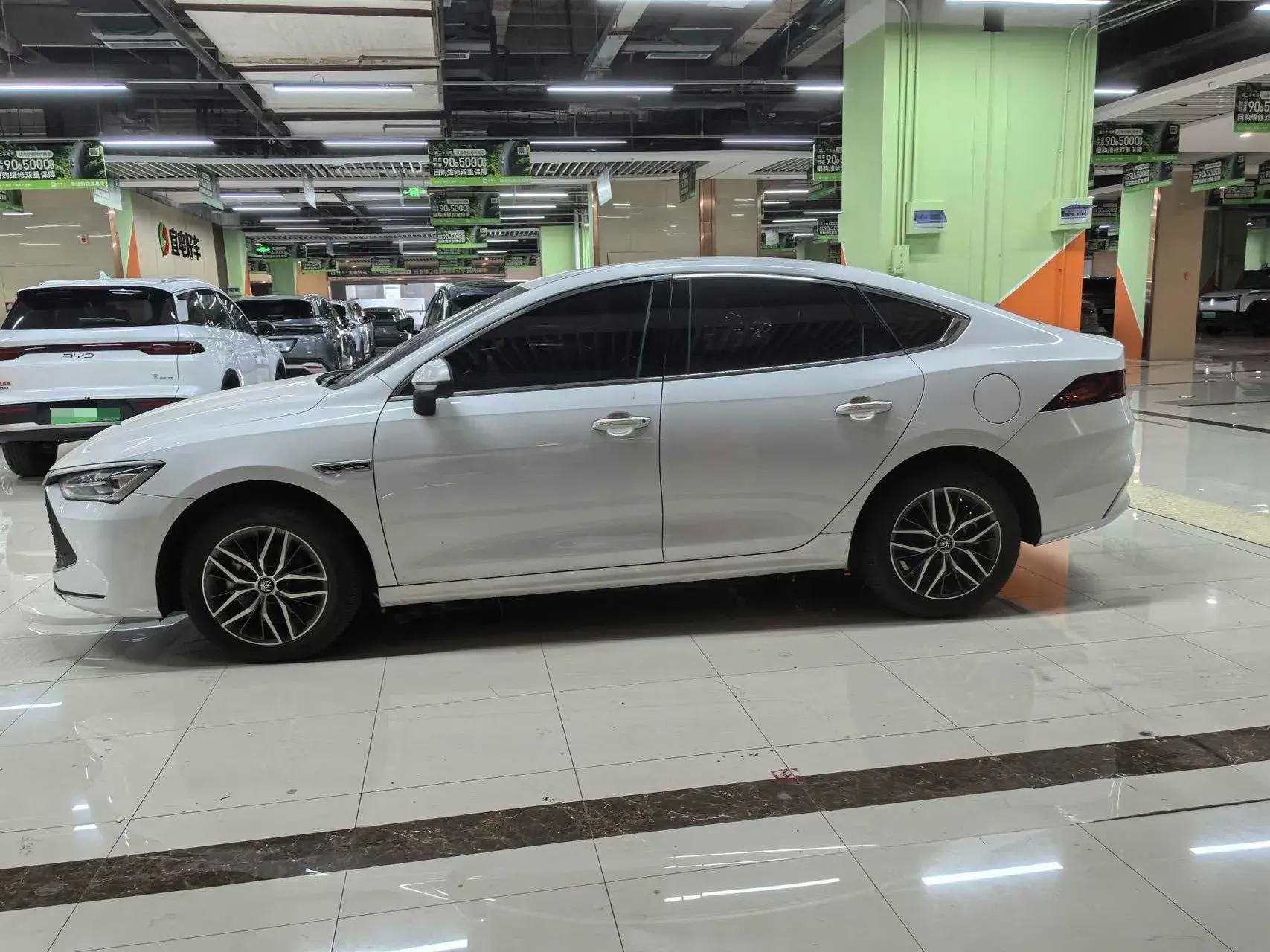 2023 BYD QIN thumbnail 3