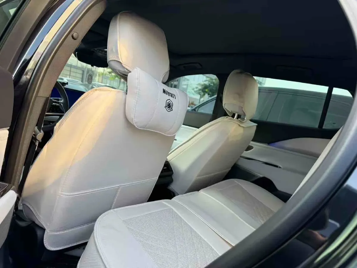 2023 Cadillac GT4 1.5T 211HP L4 9AT,autocango,china used car exporter,china ev exporter,chinese used car exporter,chinese used ev exporter