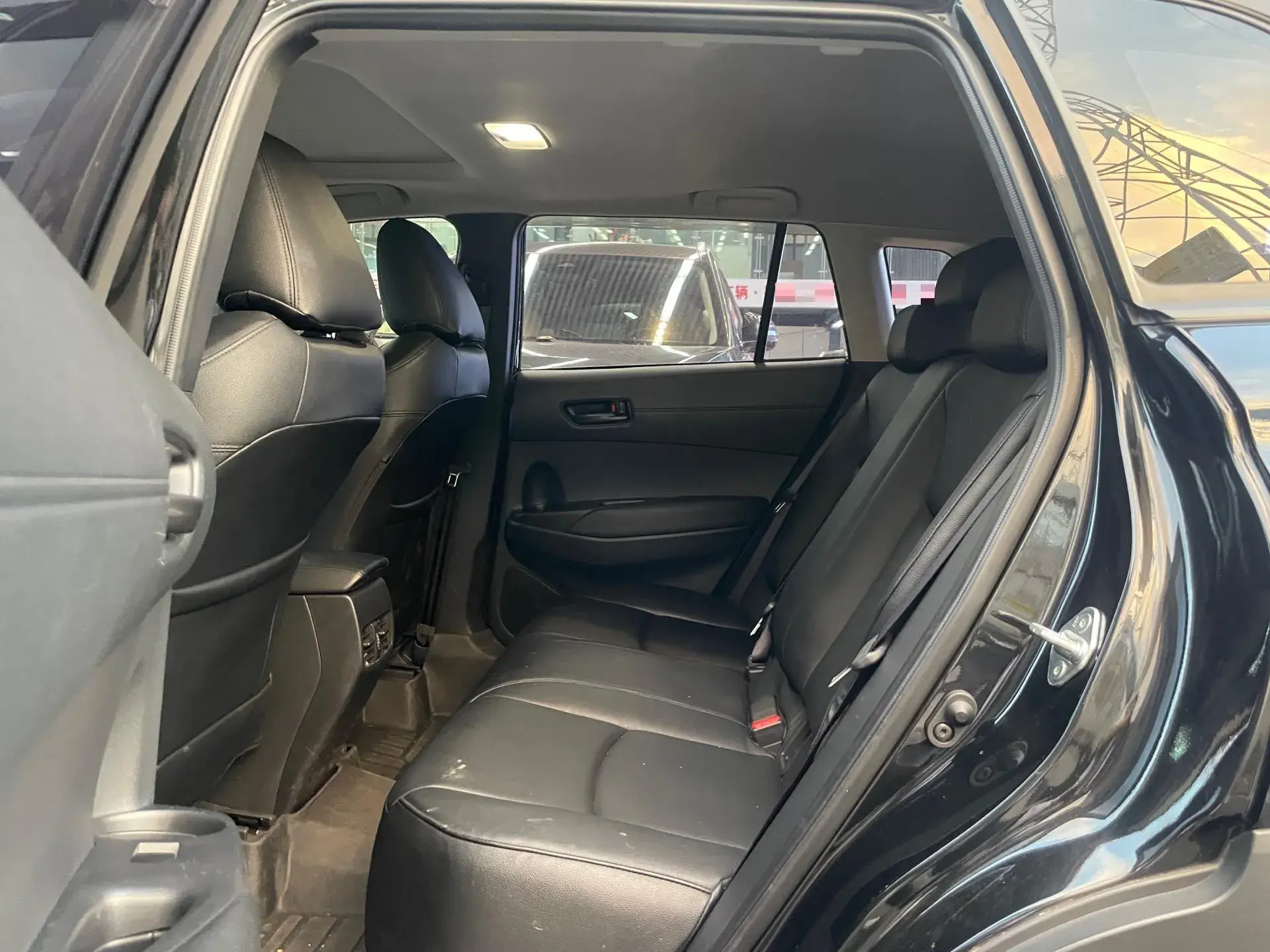 2023 TOYOTA COROLLA thumbnail 4