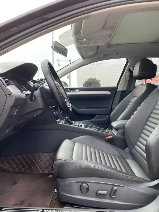 2019 VOLKSWAGEN MAGOTAN thumbnail 3