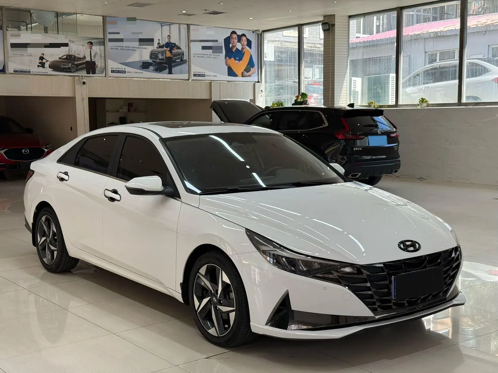 2022 HYUNDAI ELANTRA thumbnail 3