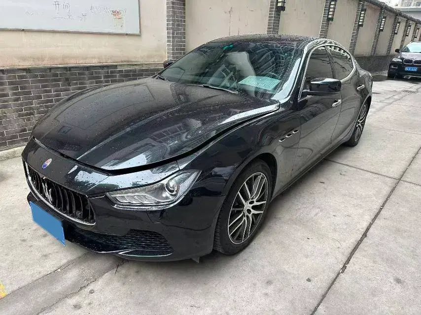 2014 MASERATI GHIBLI view 1