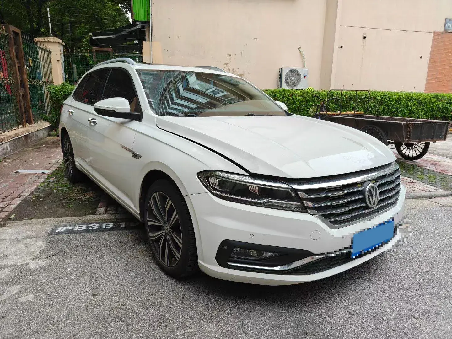 2019 VOLKSWAGEN LAVIDA thumbnail 3