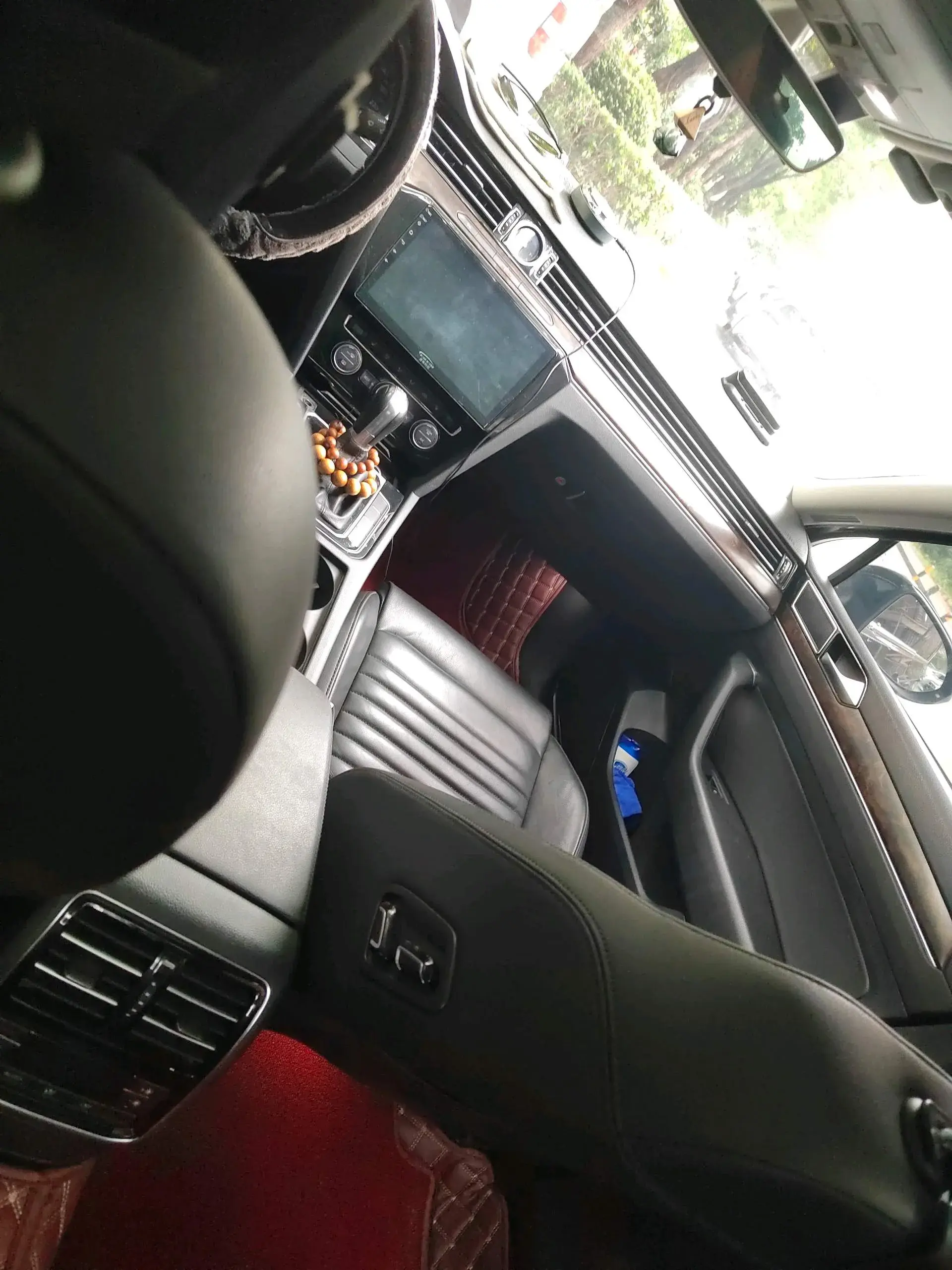 2018 VOLKSWAGEN MAGOTAN thumbnail 3