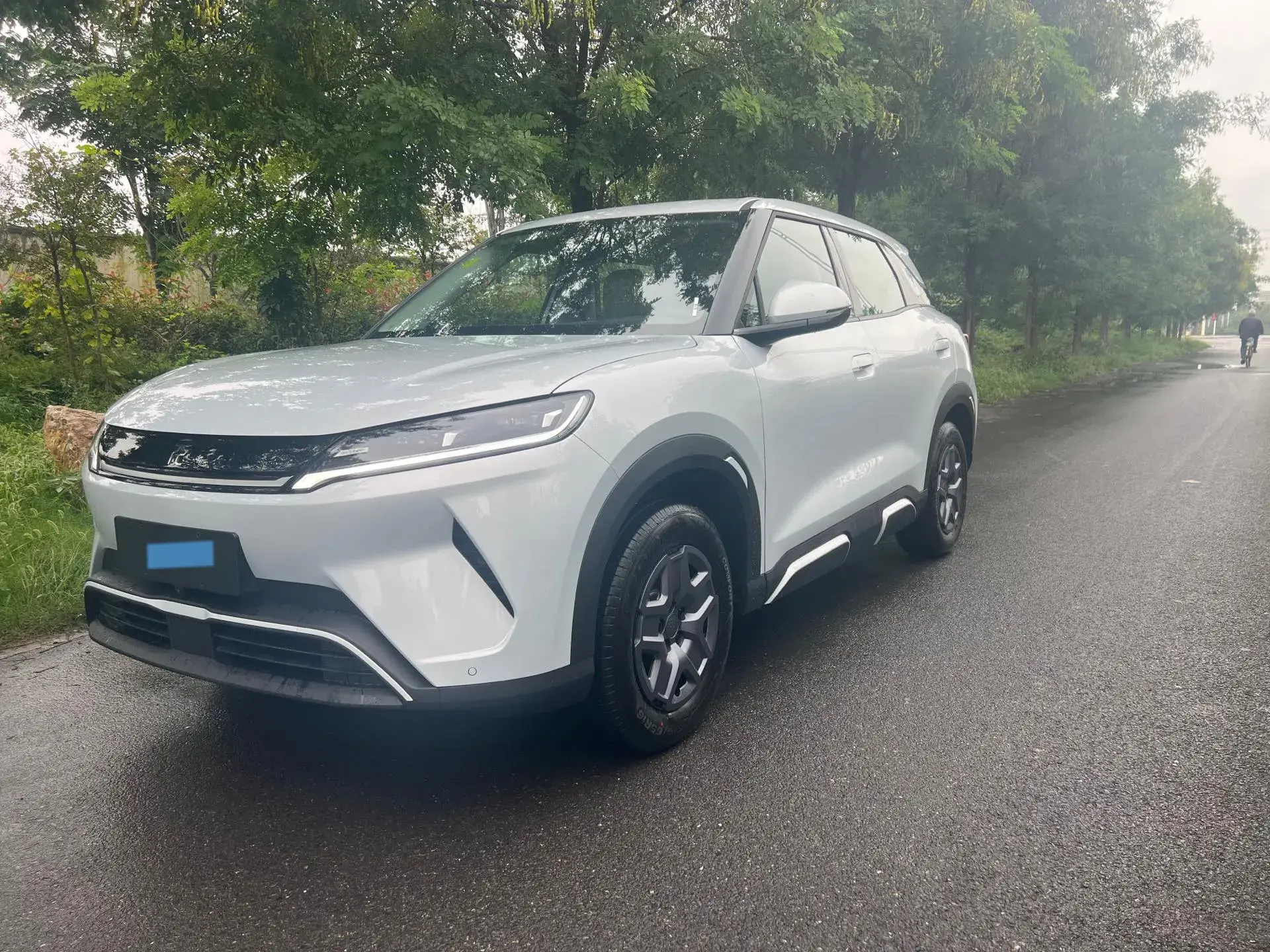 2025 BYD YUANUP view 1