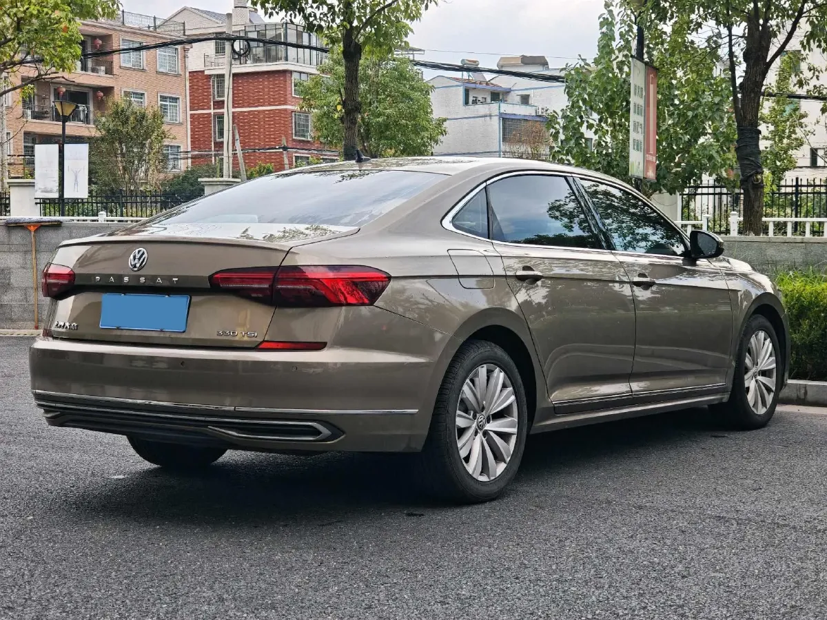 2019 Volkswagen Passat 2.0T 186HP L4 7DCT,autocango,china used car exporter,china ev exporter,chinese used car exporter,chinese used ev exporter