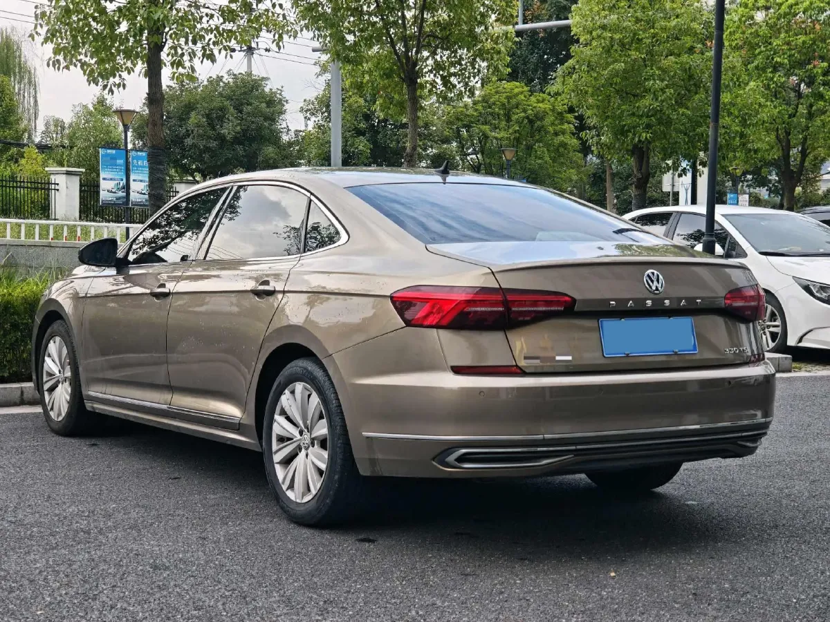 2019 Volkswagen Passat 2.0T 186HP L4 7DCT,autocango,china used car exporter,china ev exporter,chinese used car exporter,chinese used ev exporter