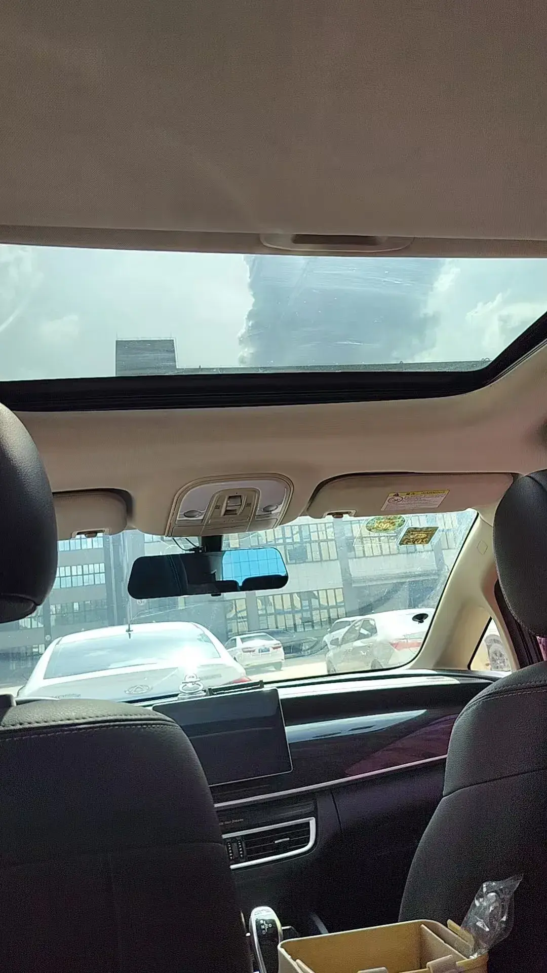 2019 BYD SONG thumbnail 4