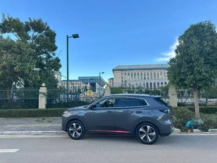 2022 CHANGAN CS75 thumbnail 4