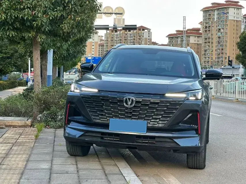 2022 CHANGAN CS75 thumbnail 2