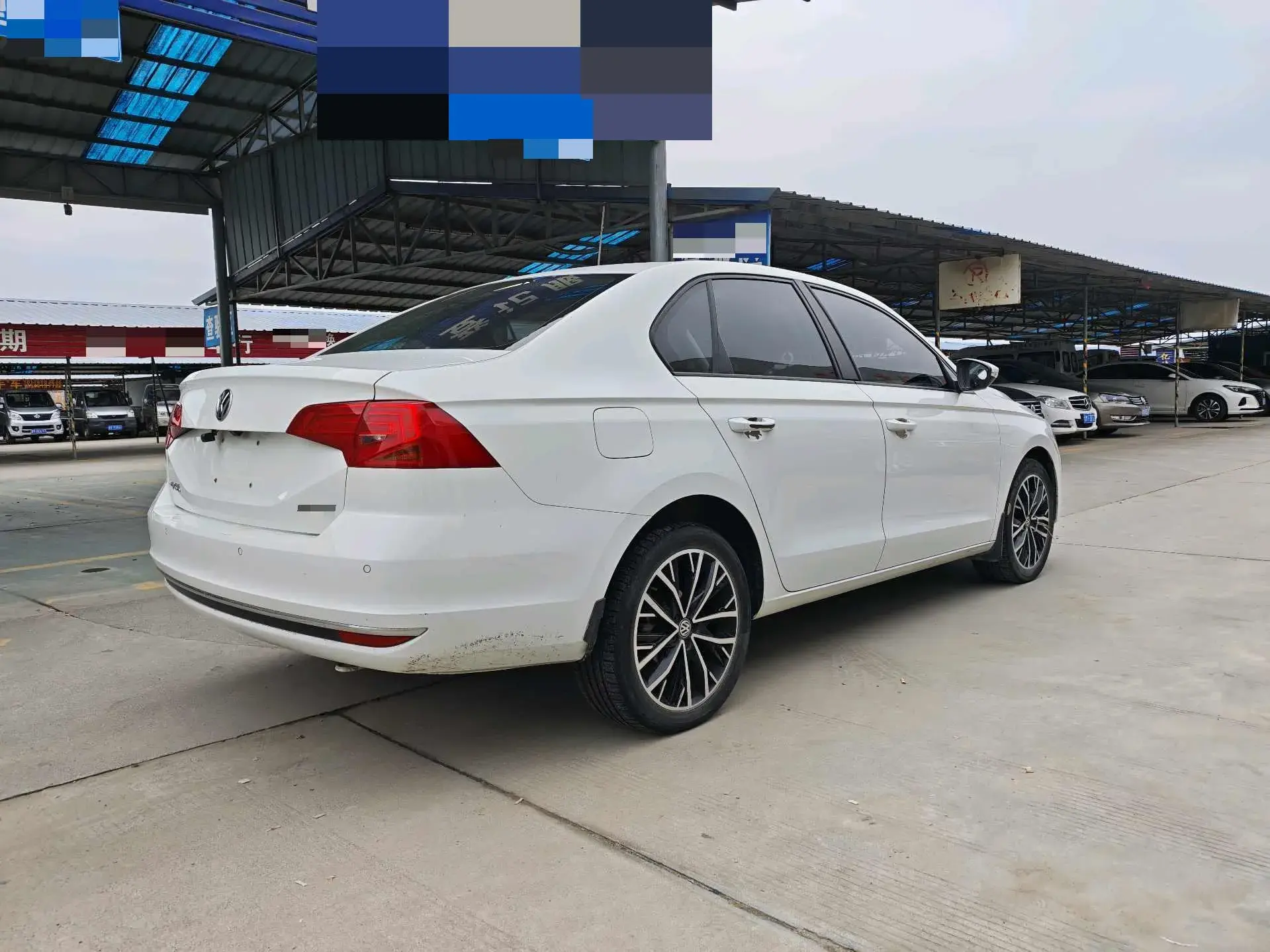 2019 VOLKSWAGEN BORA thumbnail 4