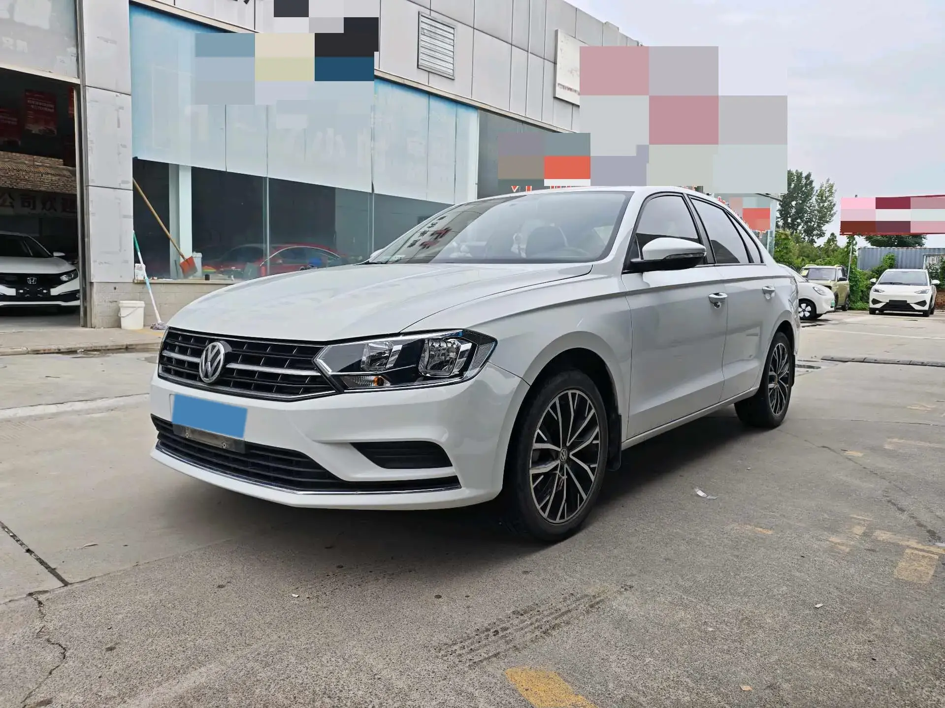 2019 VOLKSWAGEN BORA view 1