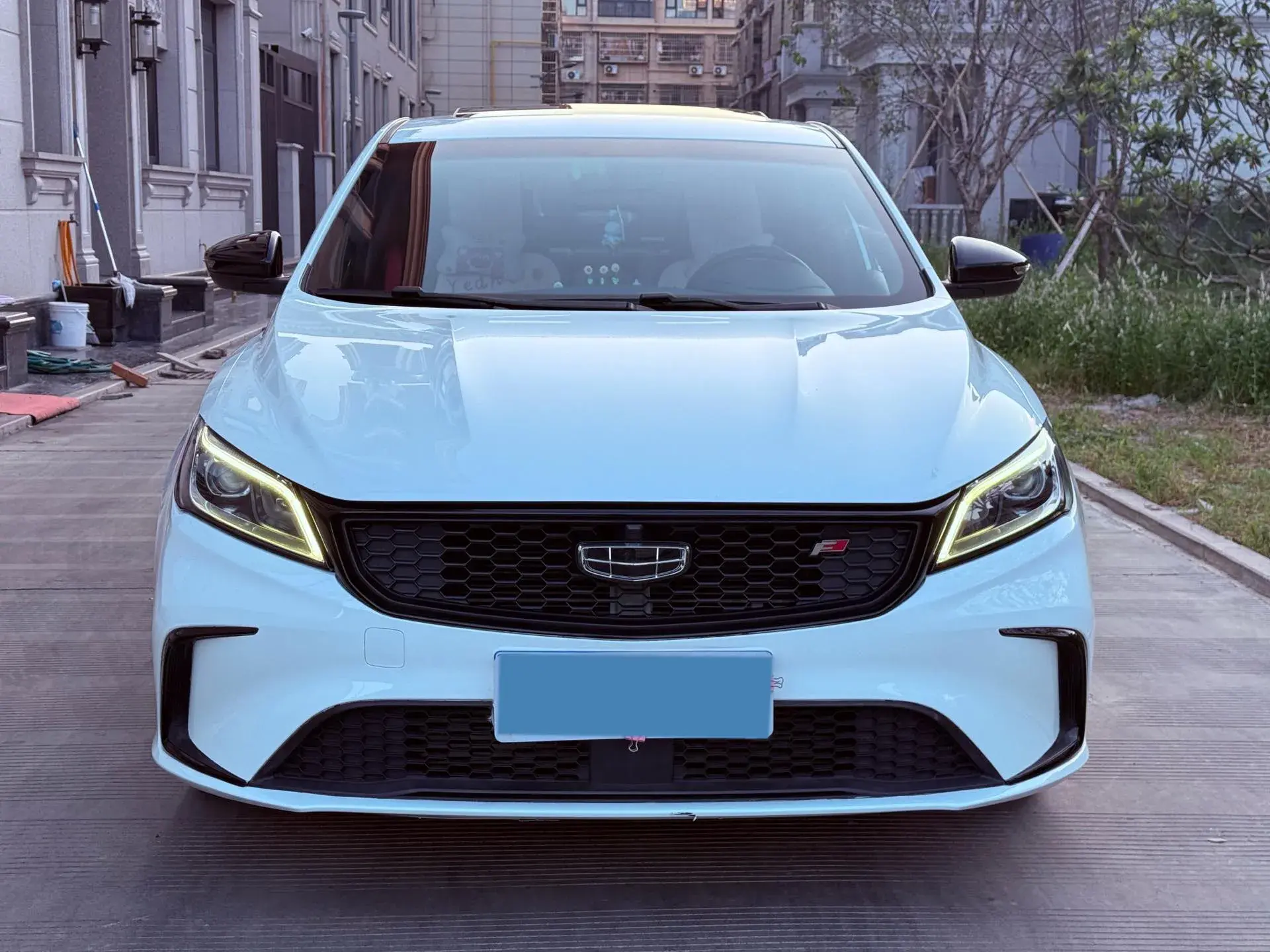 2021 GEELY BINRAY thumbnail 2