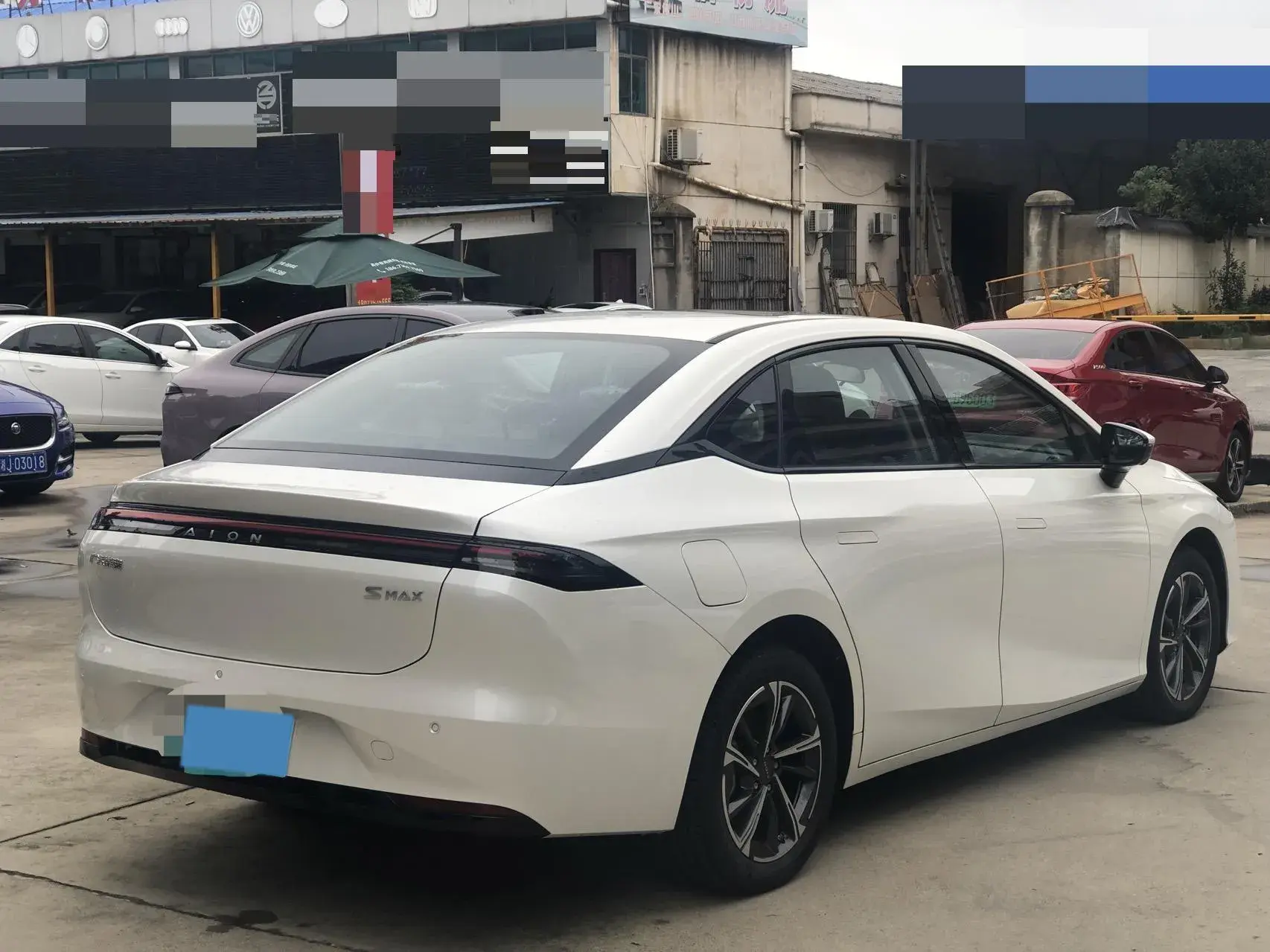 2024 AION AION thumbnail 3