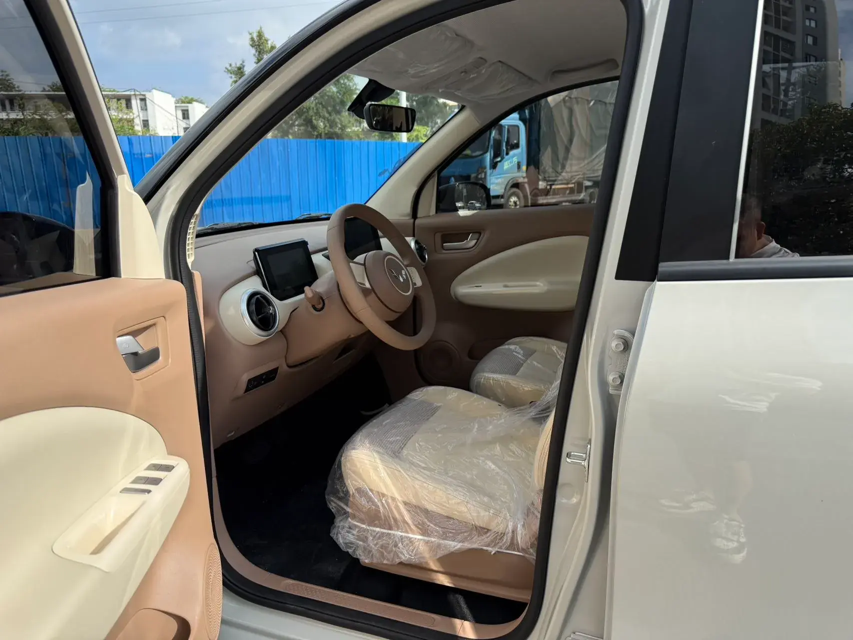 2025 WULING HONGGUANG thumbnail 4