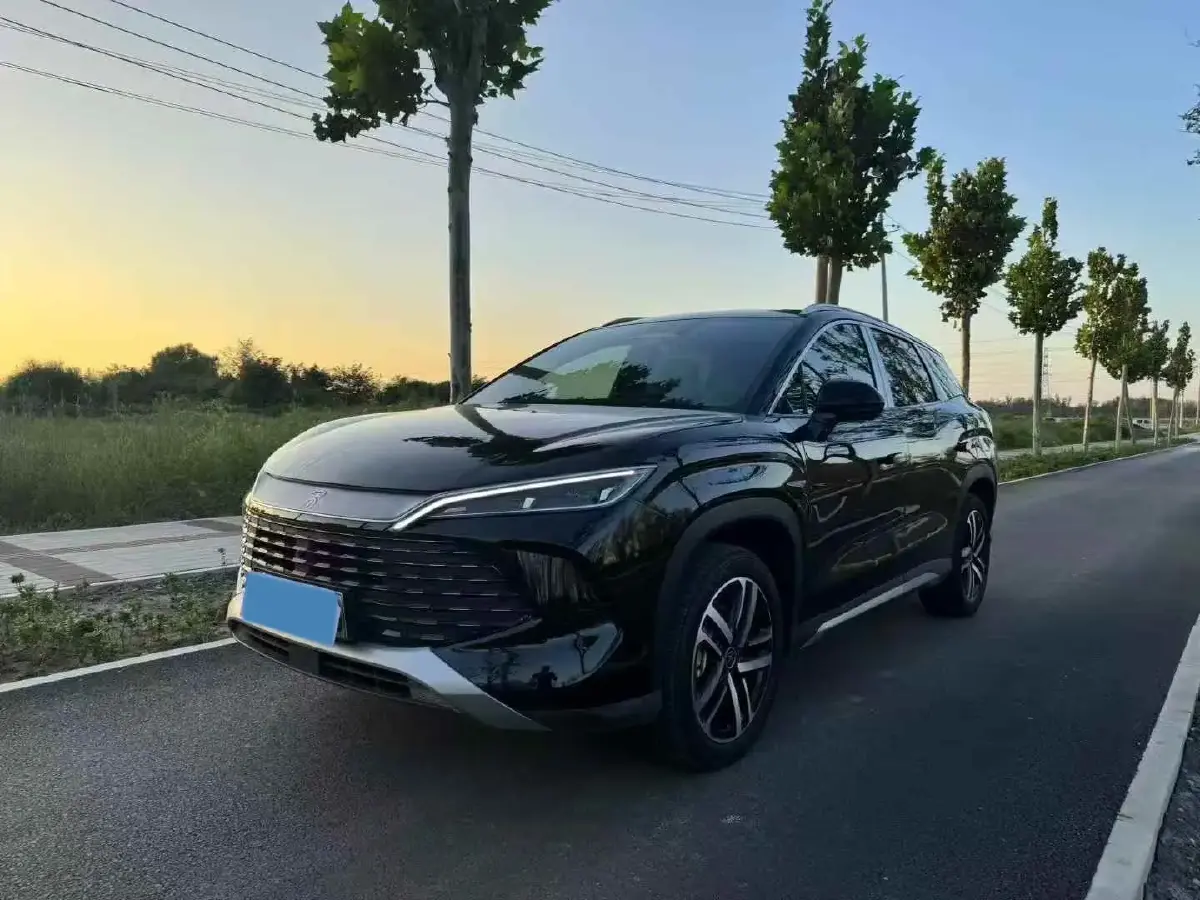 2025 BYD SongL DM-i 1.5L 101HP L4 E-CVT PHEV 18.3KWH