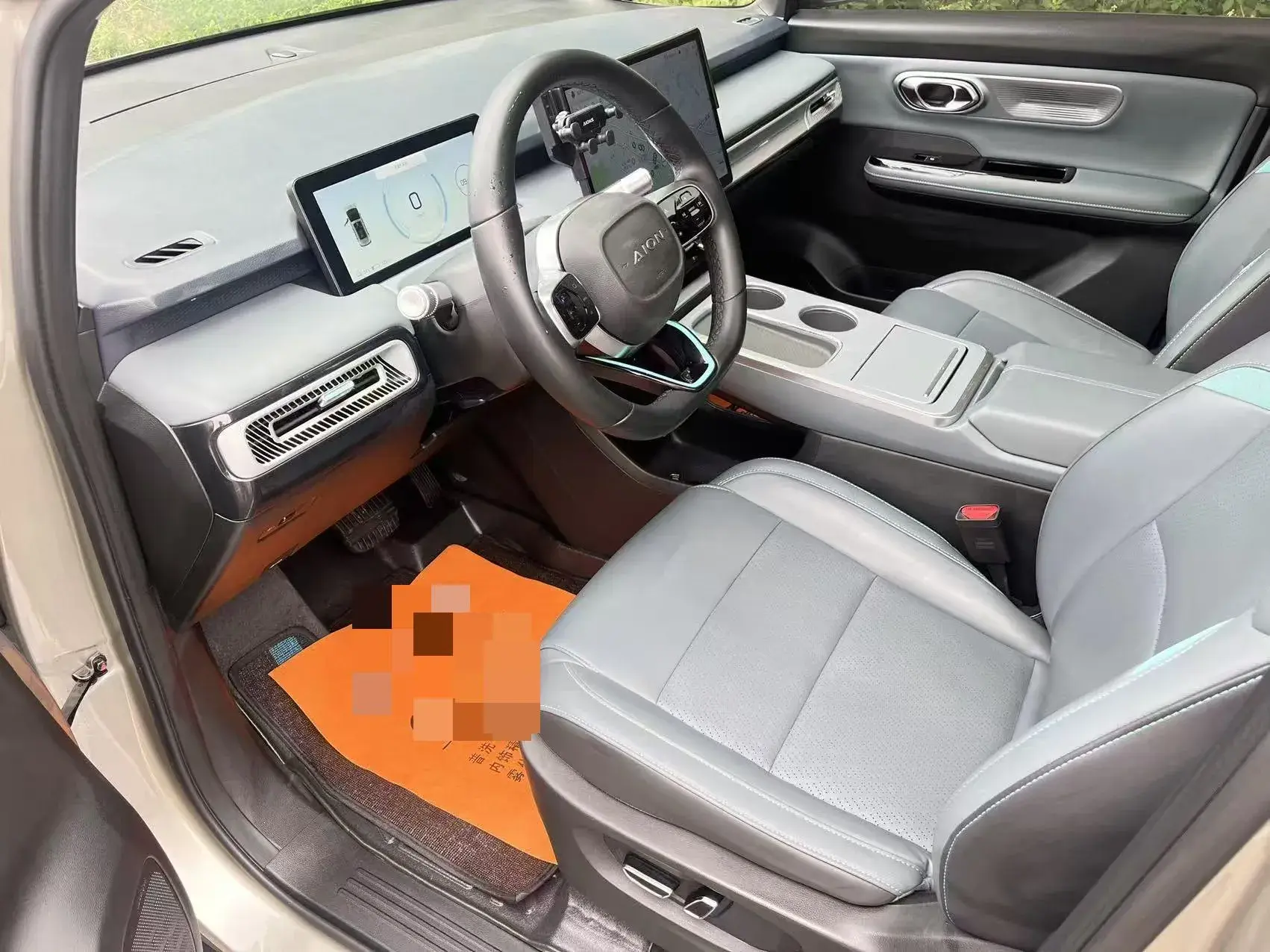 2023 AION Y thumbnail 4